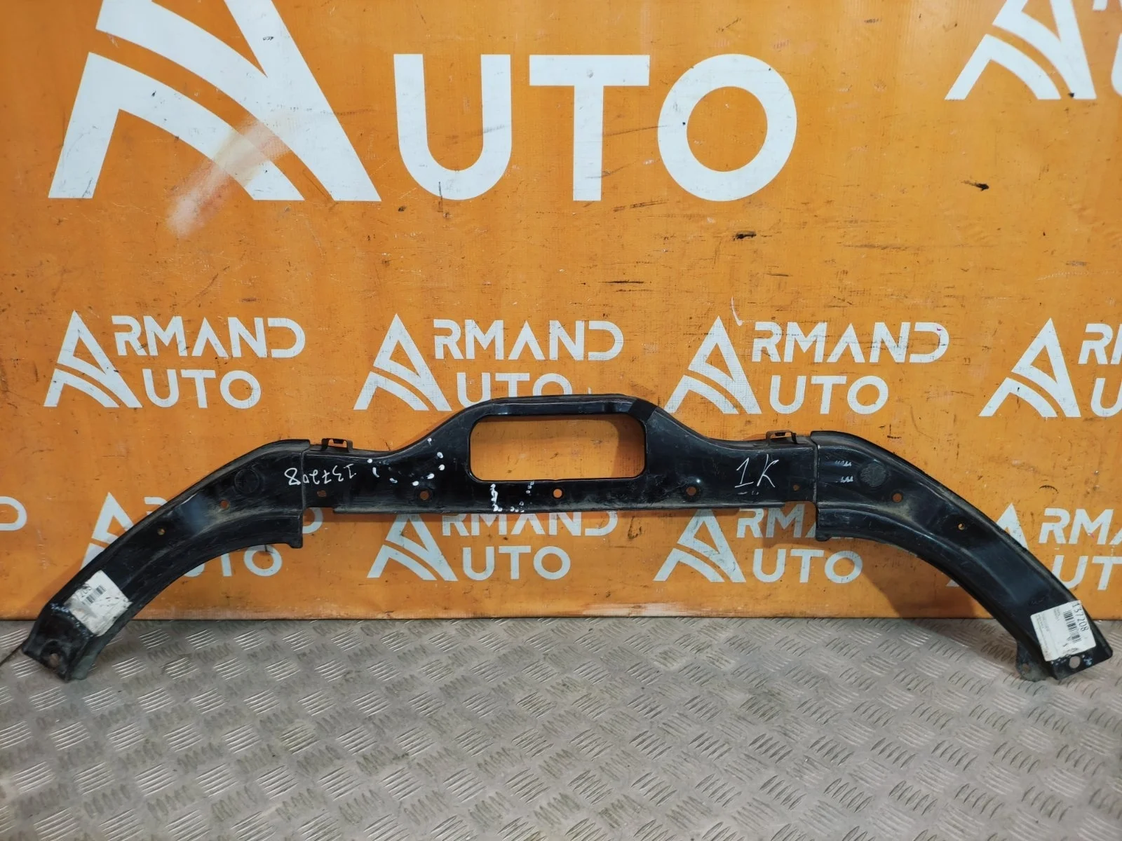 Панель передняя (суппорт радиатора) верхняя Mazda CX-5 2011-2017