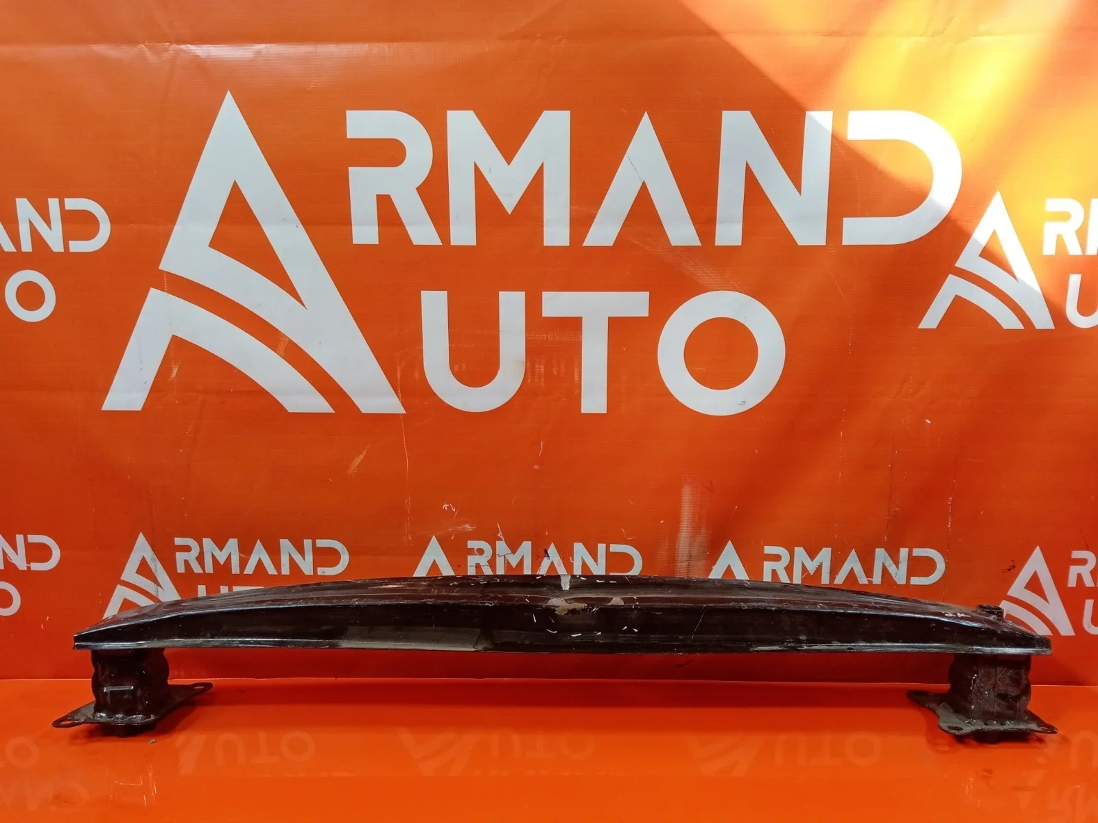 Усилитель бампера Skoda Yeti 2009-2018