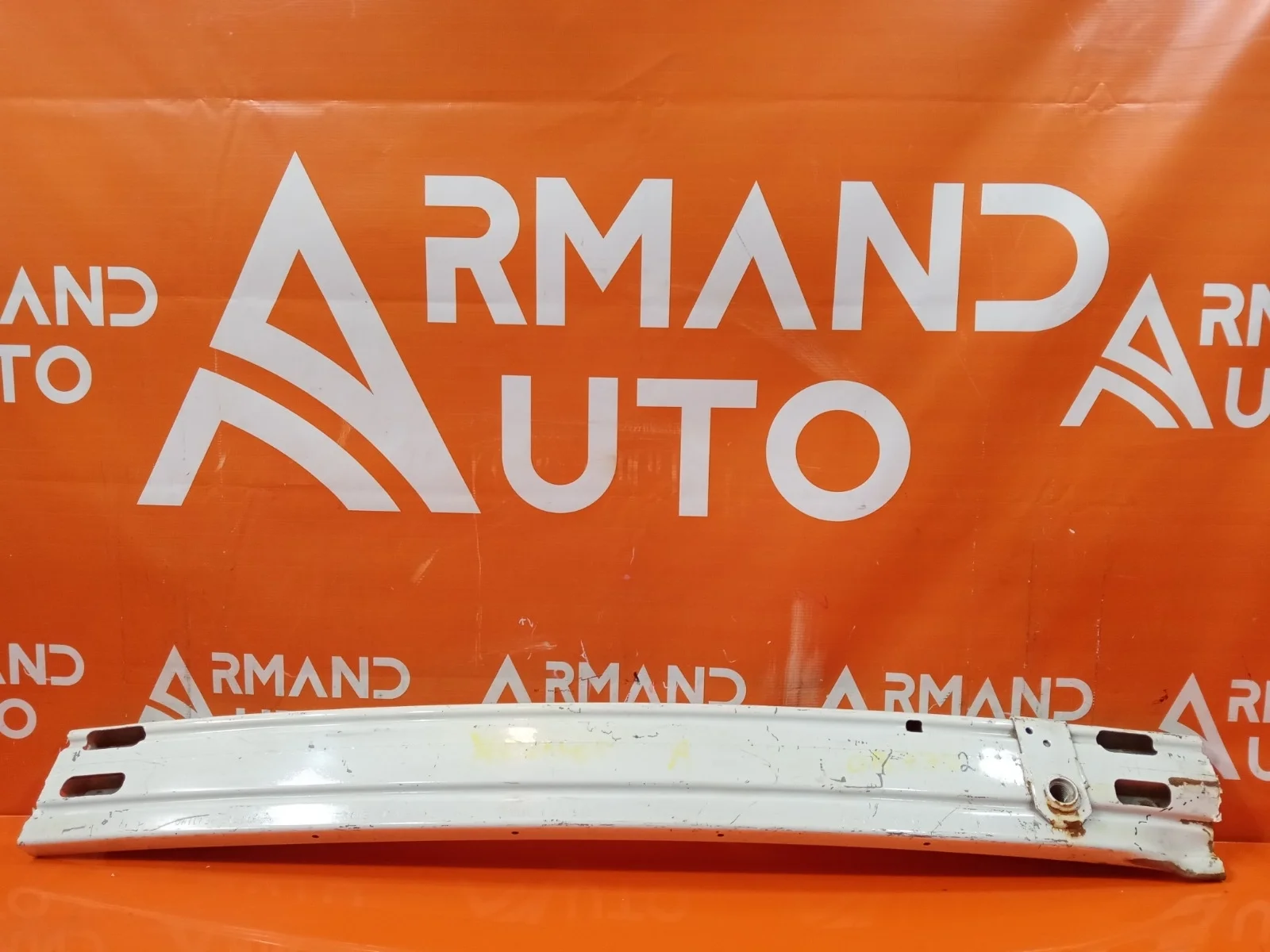 Усилитель бампера Nissan Qashqai 2013-2022 j11