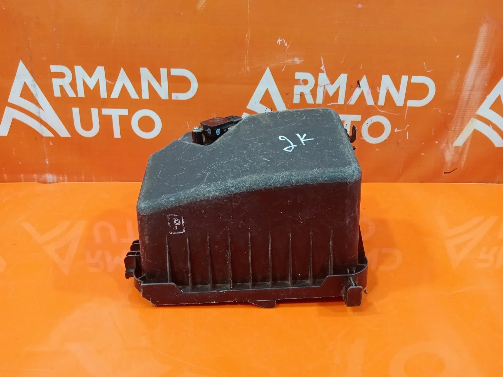 Корпус воздушного фильтра Toyota Corolla 2010-2013 E140 E150