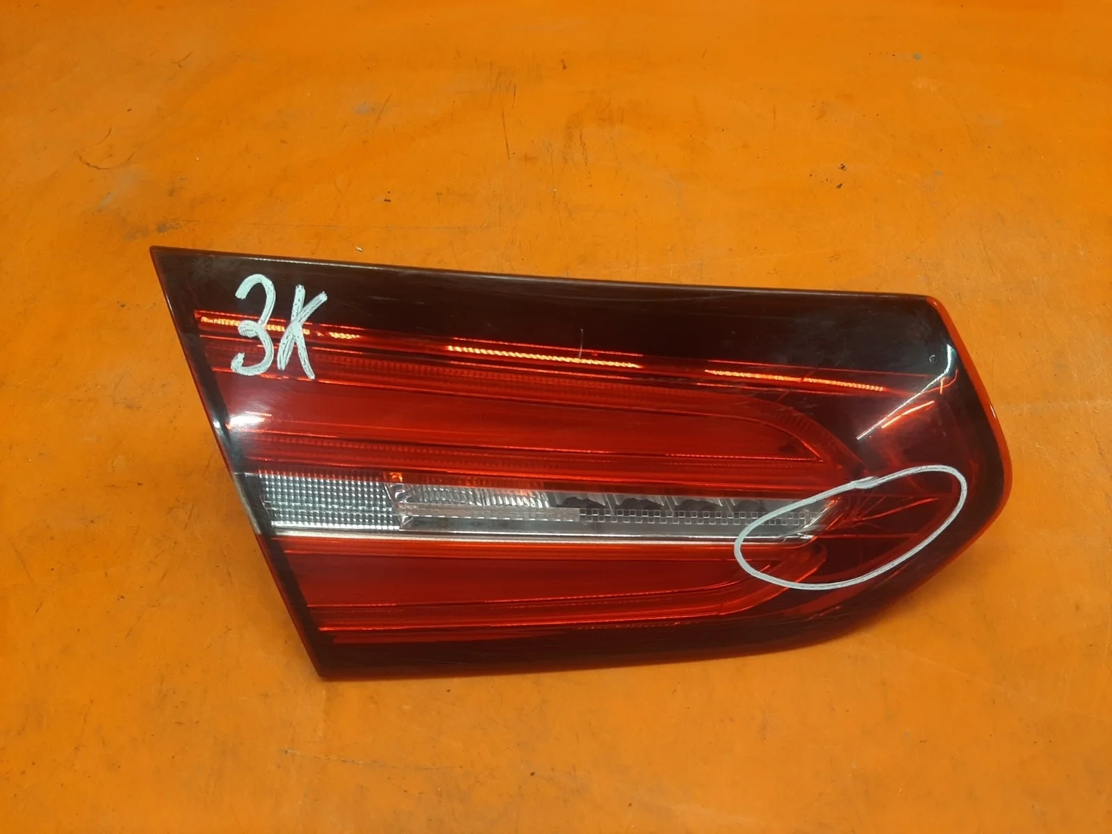 Фонарь внутренний Mercedes GLE-Class Coupe 2015-2019 C292