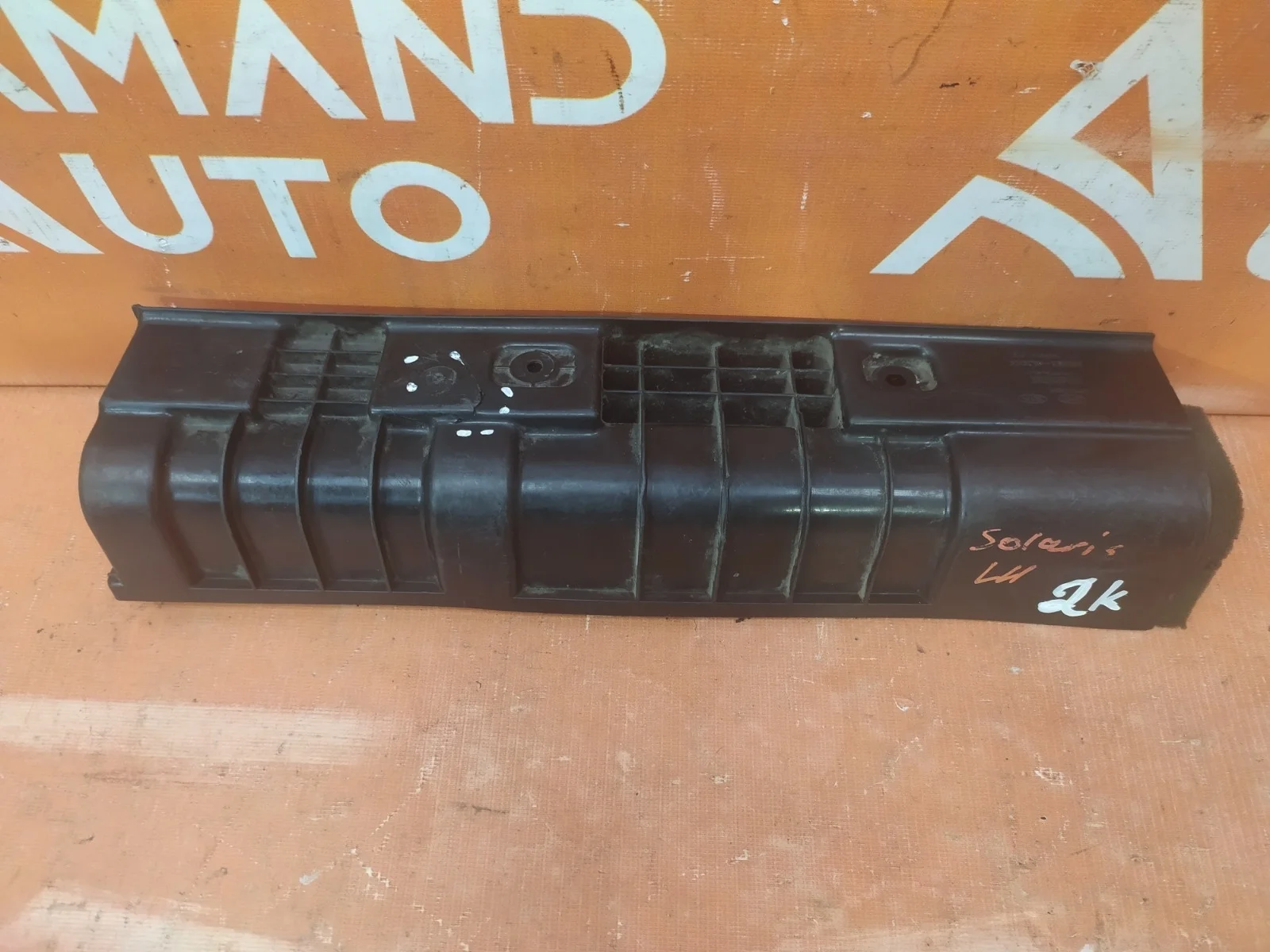 Дефлектор радиатора HYUNDAI Solaris 2010-2017