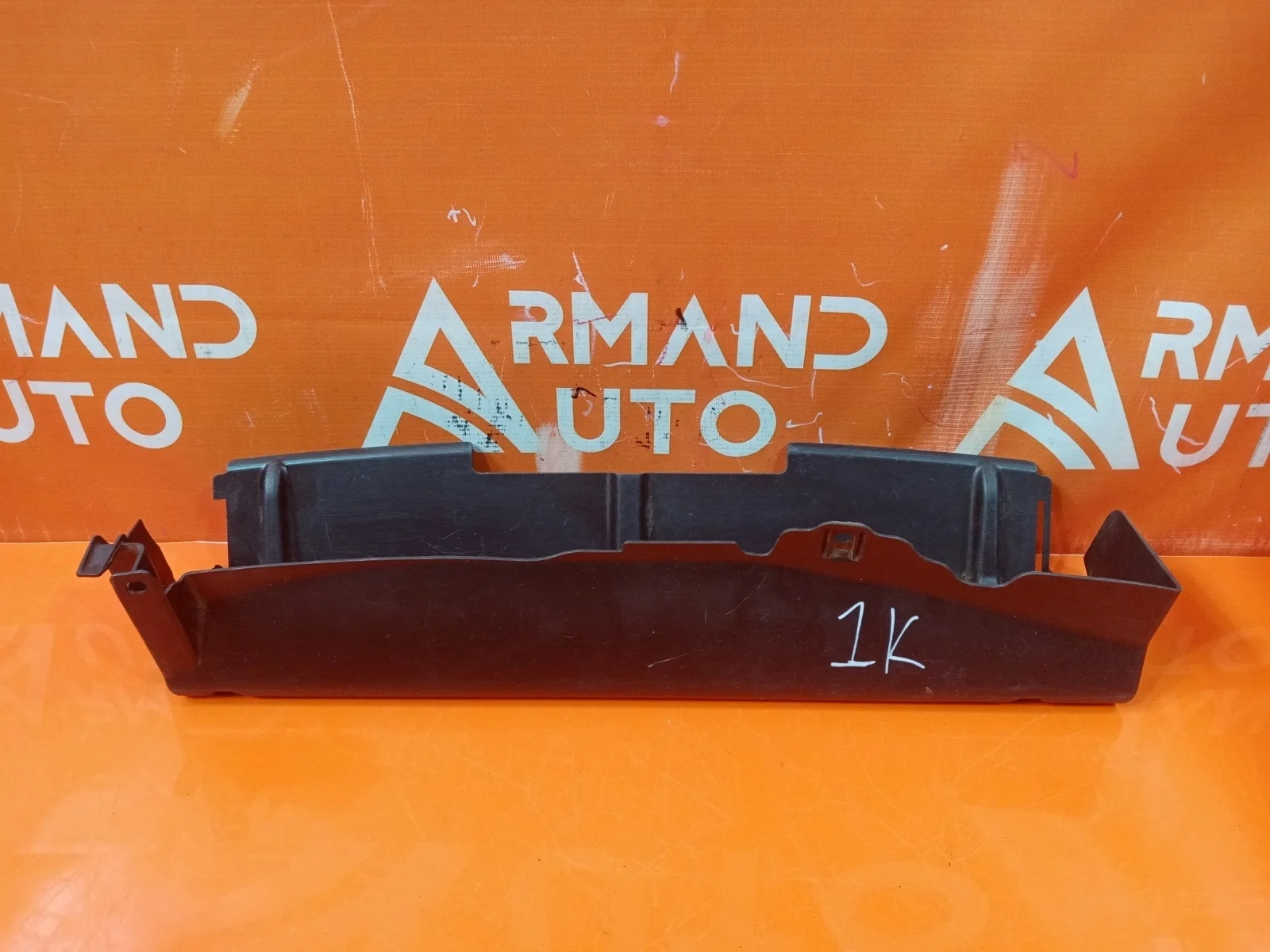 Дефлектор радиатора верхний Ford Focus 2011-2015 3