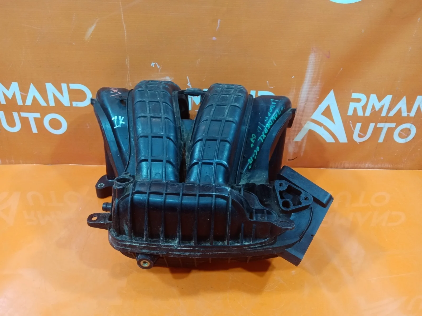 Коллектор впускной Mitsubishi Lancer 2007-2017 10