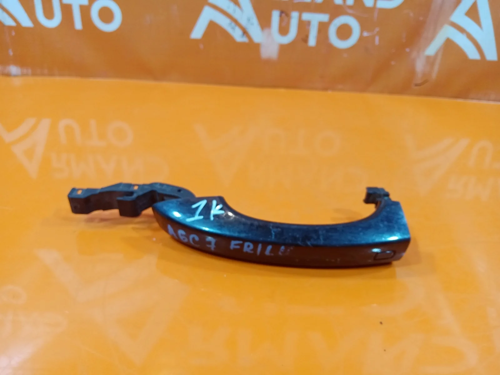 Ручка двери внешняя Audi A6 2011-2018 4 C7