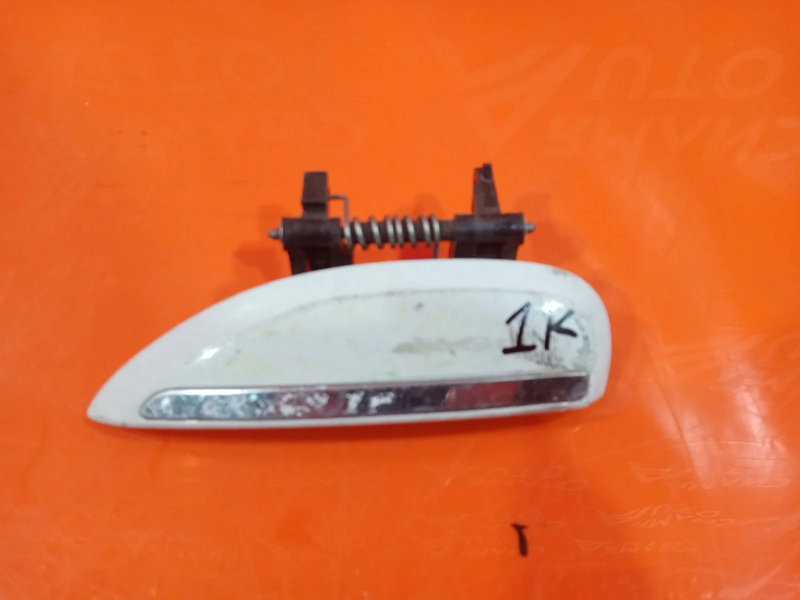 Ручка двери внешняя Renault Logan 2012-2022