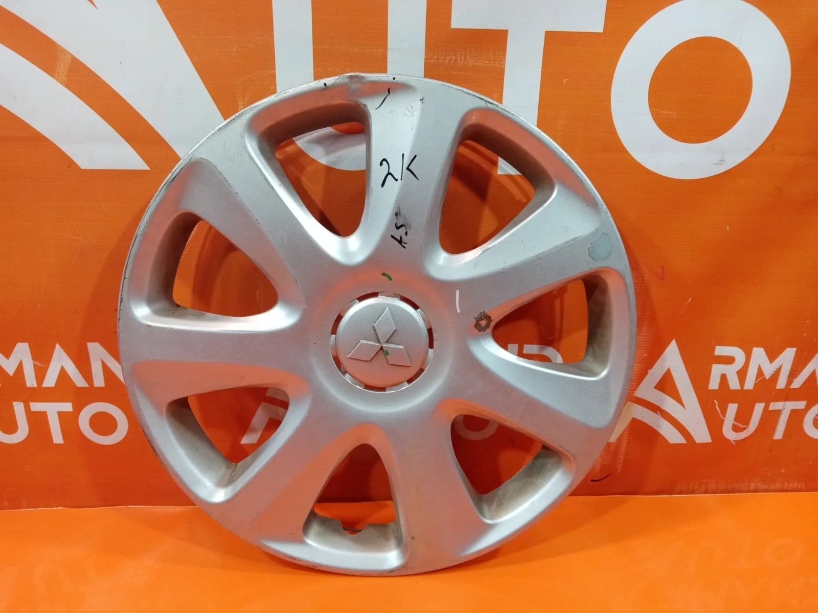 Колпак Mitsubishi Outlander 3