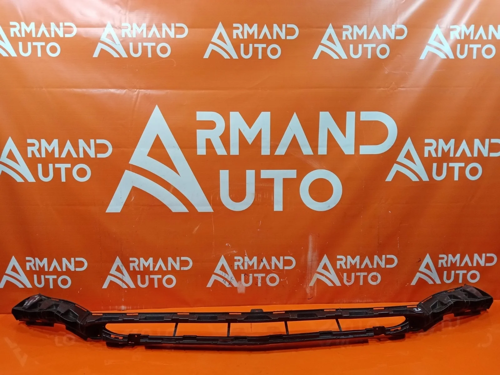 Кронштейн бампера Mercedes -Class 2016-2020 W213, S213