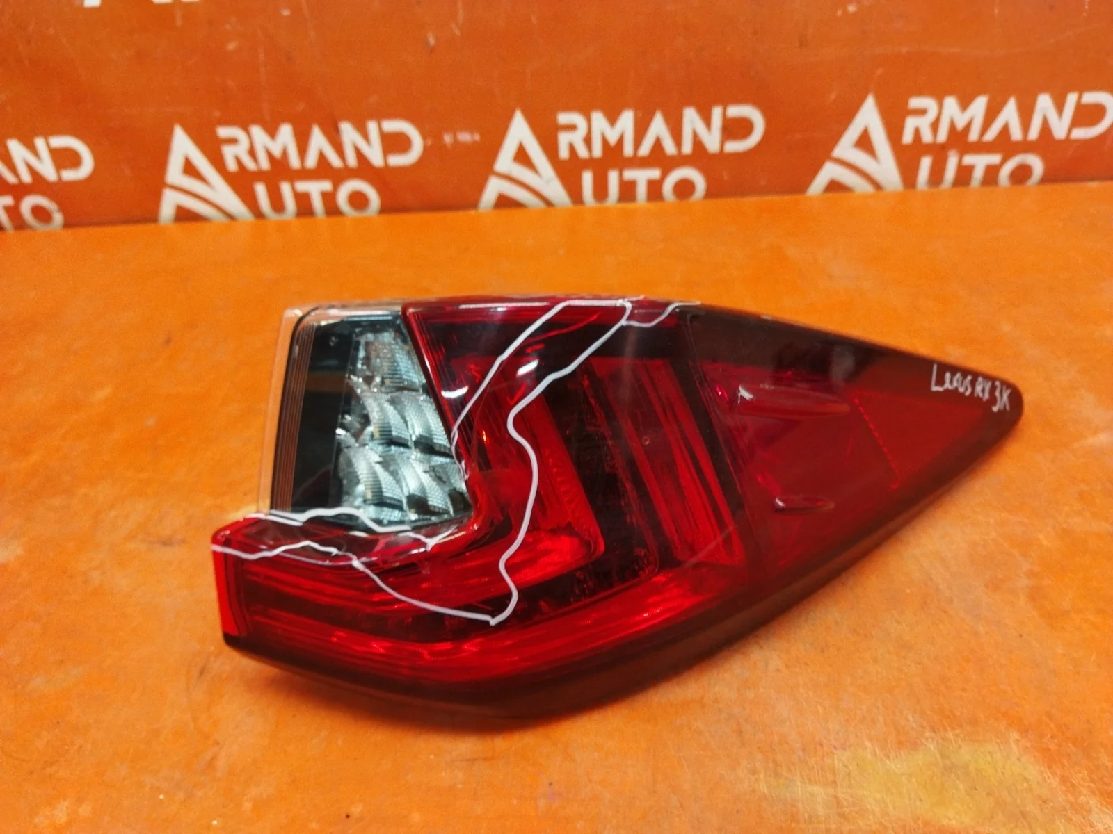 Фонарь внешний Lexus Rx 2015-2019 4