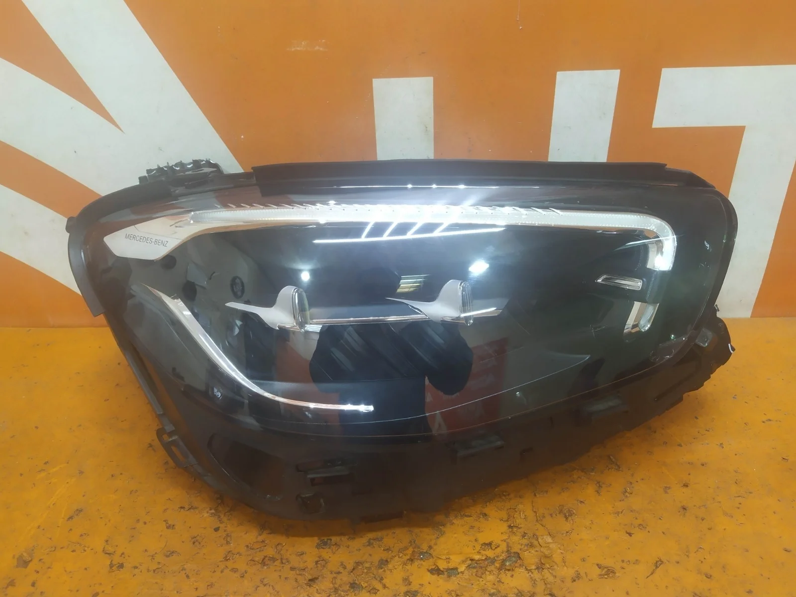 Фара Mercedes -Class 2020-нв W213, S213, C238