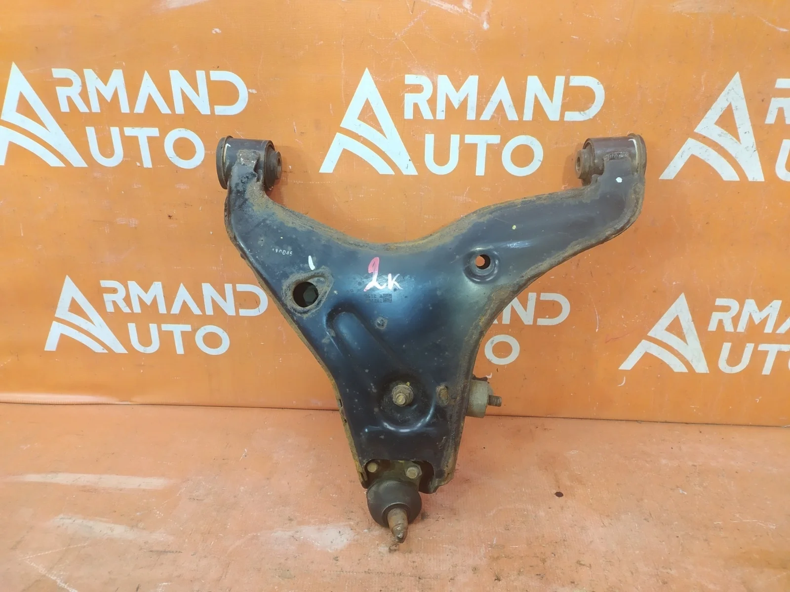 Рычаг подвески нижний Mitsubishi L200 2015-нв