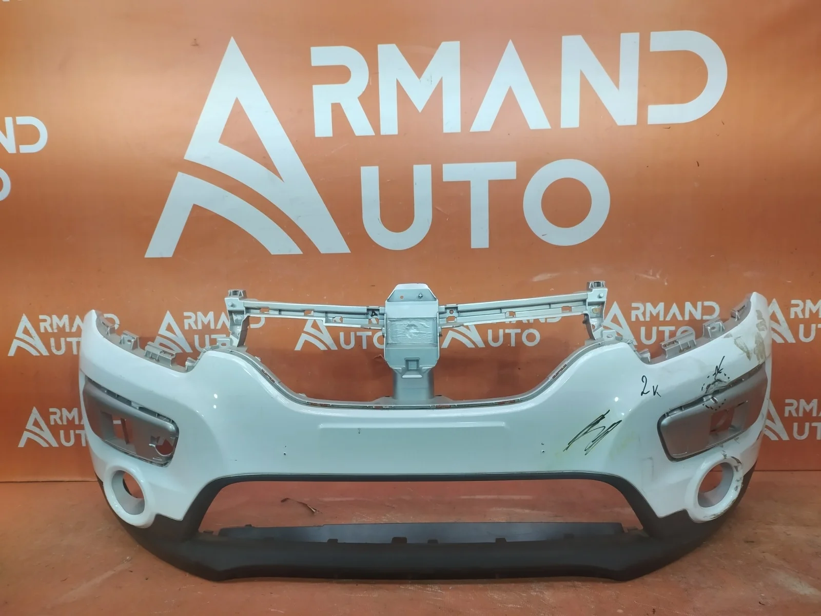 Бампер Renault Sandero 2013-2019