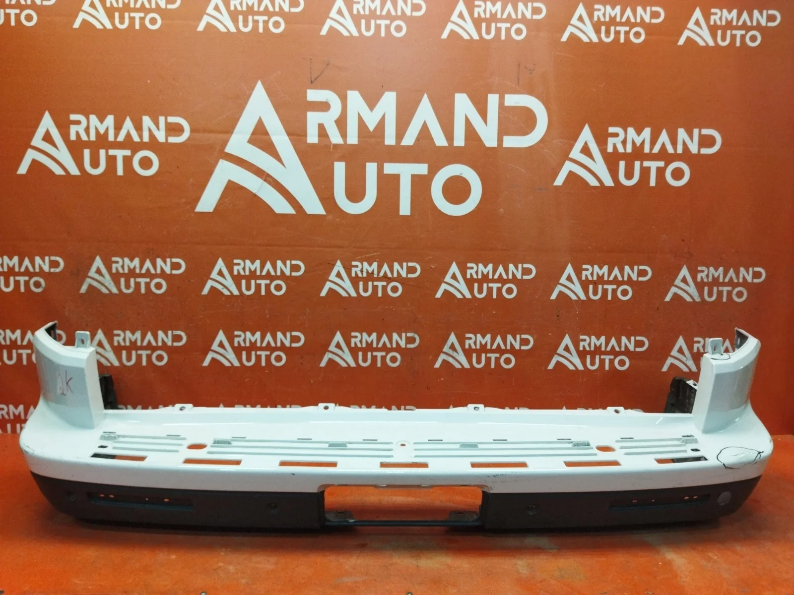 Бампер Land Rover Discovery 2009-2016 4