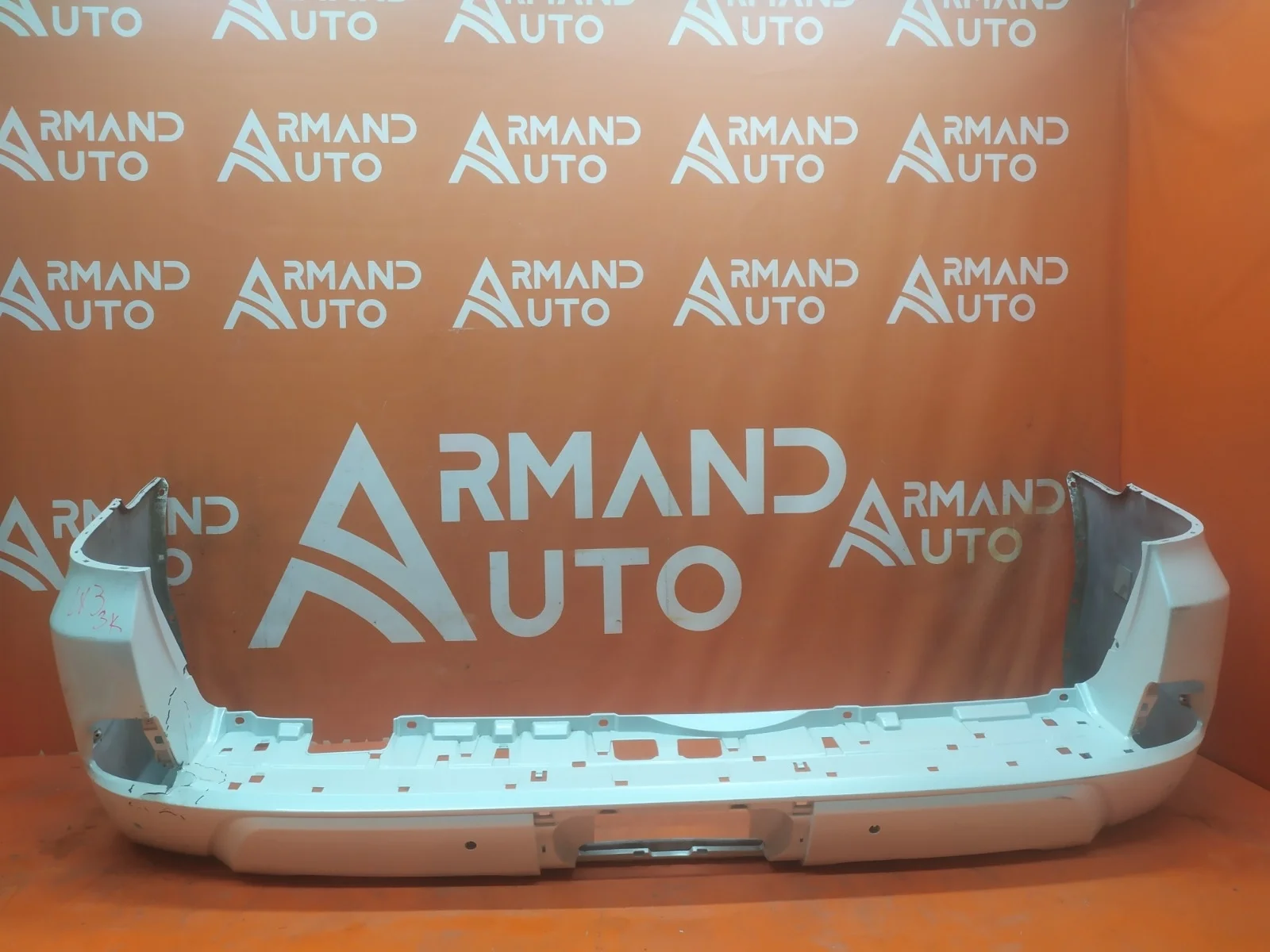 Бампер Lexus LX 2015-2023 URJ200