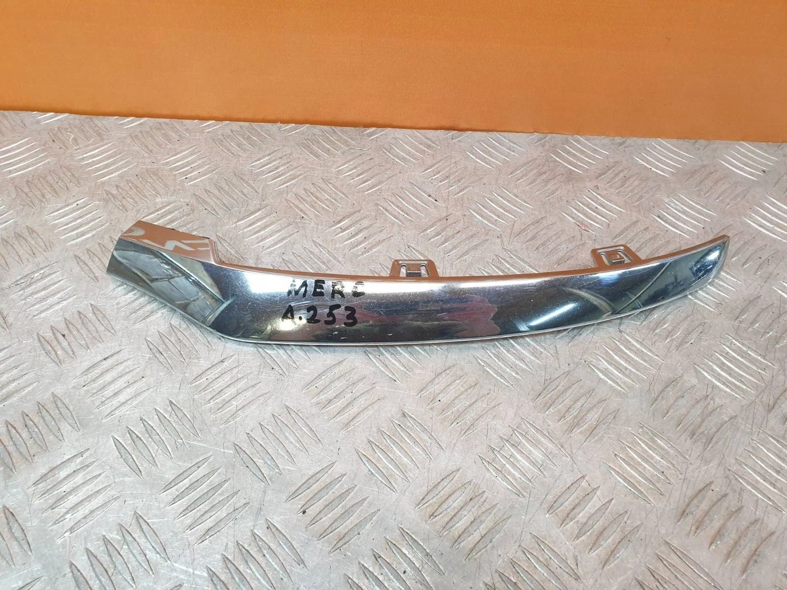 Накладка бампера Mercedes GLC-Class 2015-2019 X253