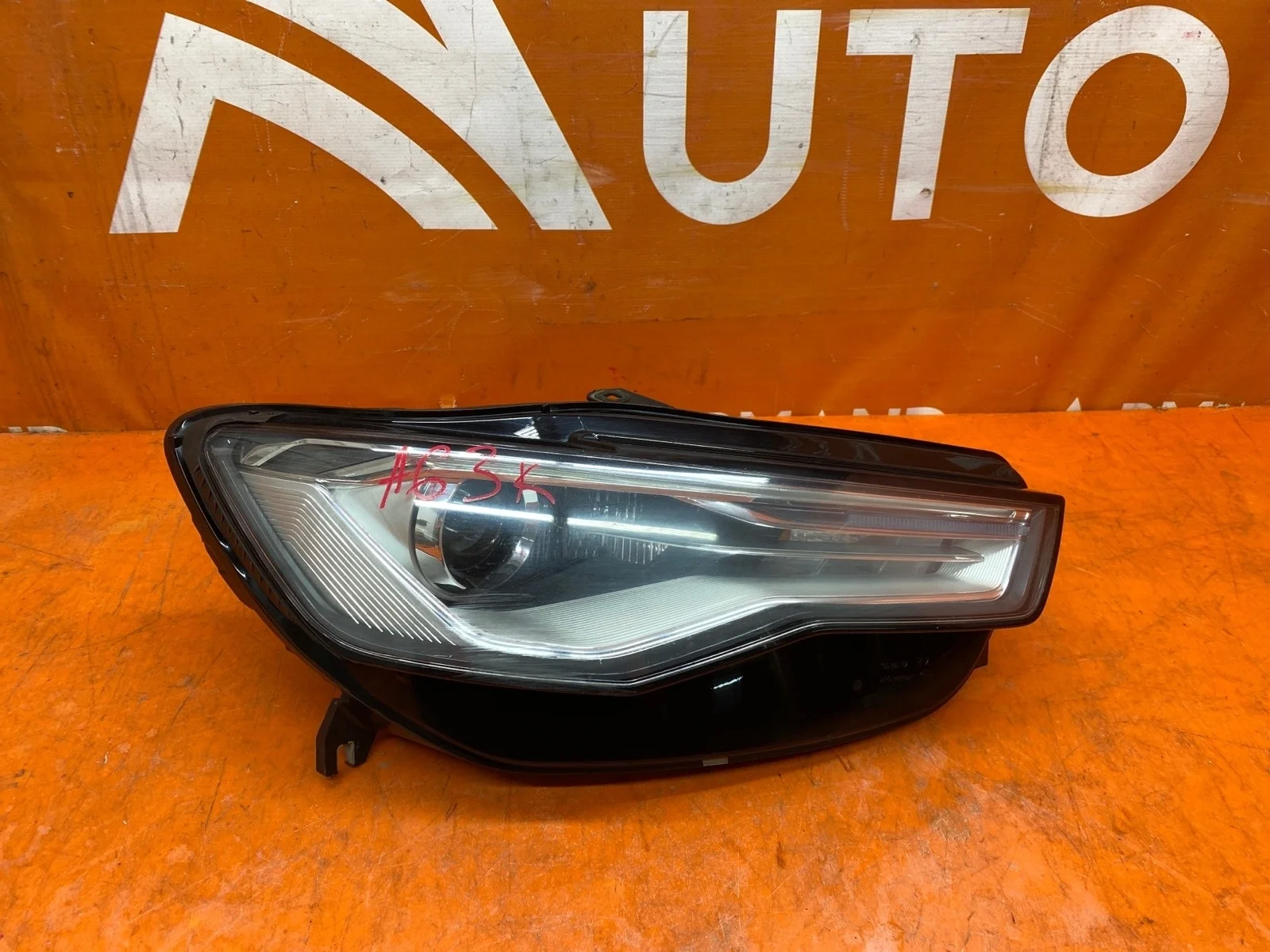 Фара Audi A6 2014-2018 C7