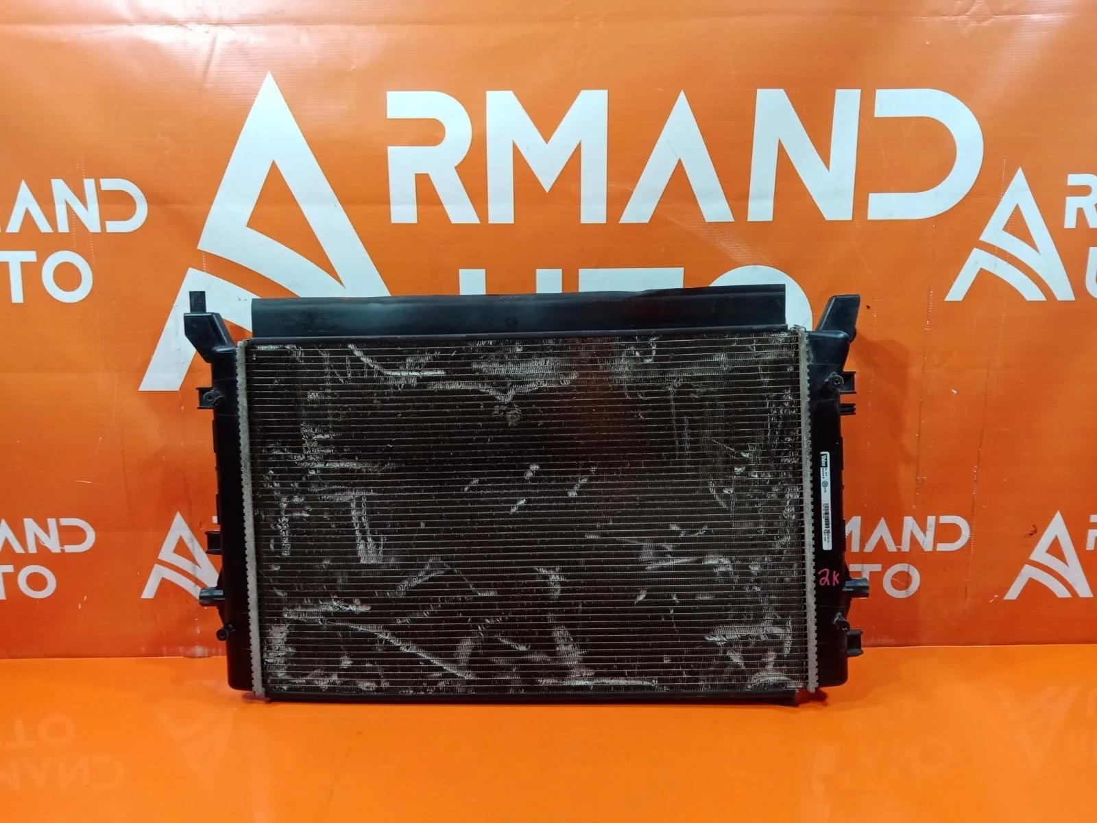 Радиатор двигателя (двс) Skoda Octavia 2008-2013 A5 (1Z)