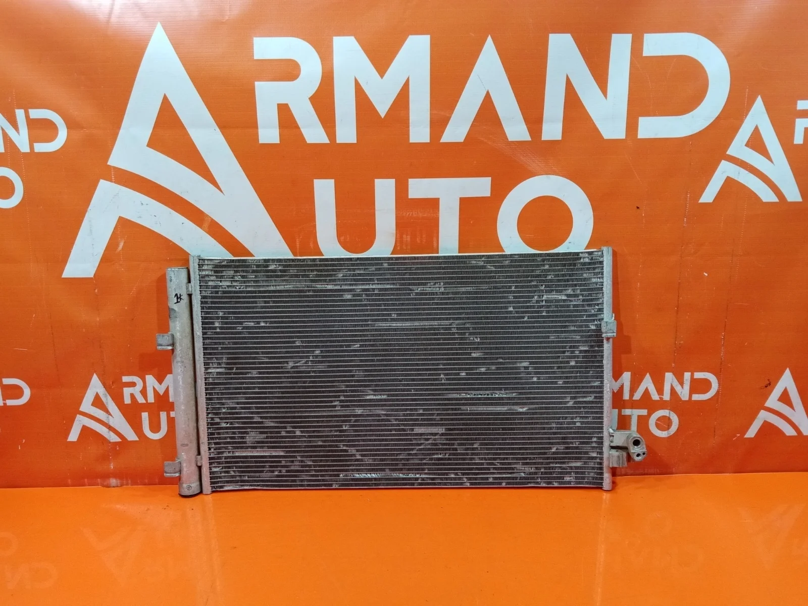 Радиатор кондиционера BMW 5 series 2016-нв G30 G31