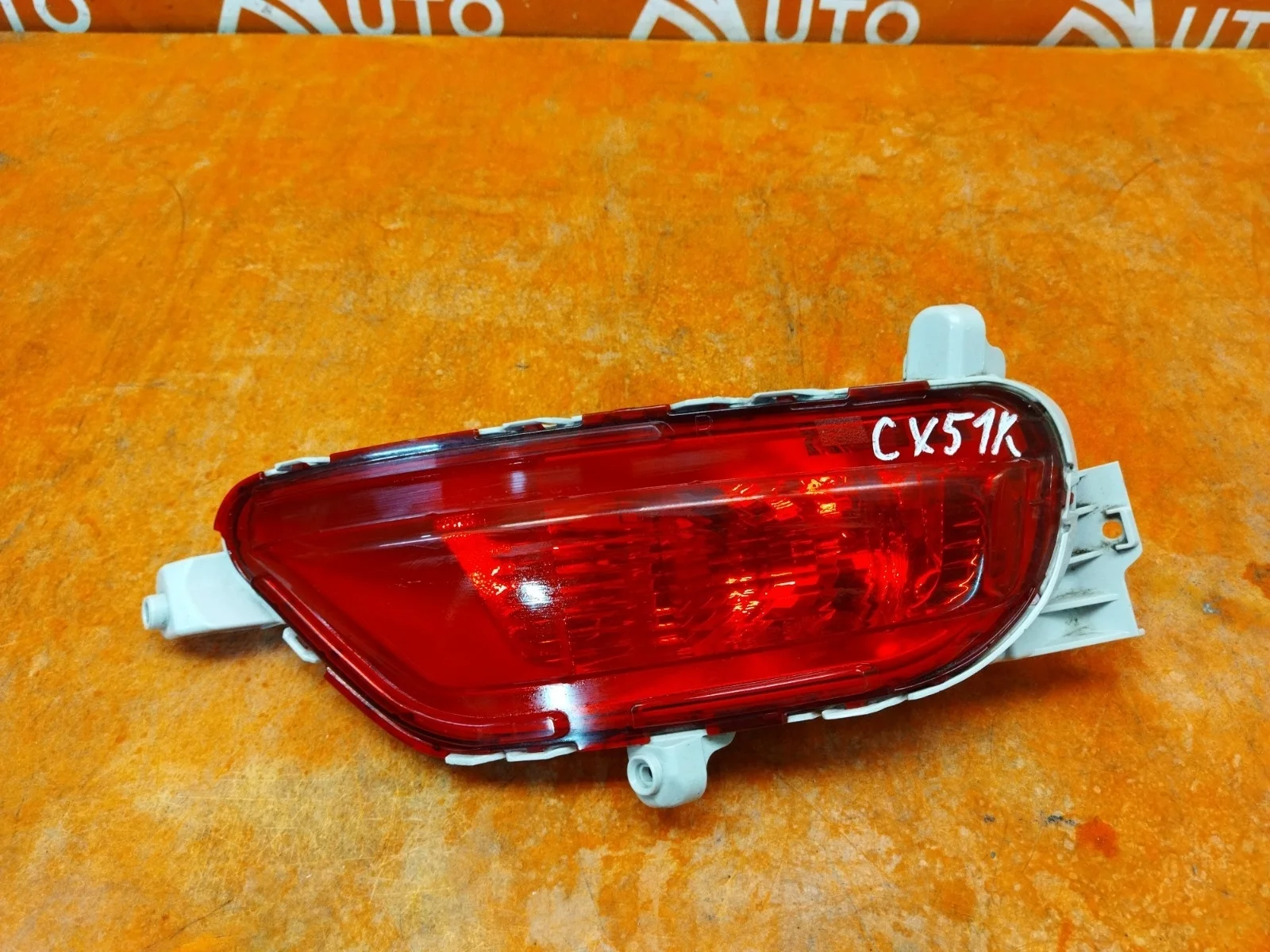 Фонарь противотуманный Mazda CX-5 2017-нв