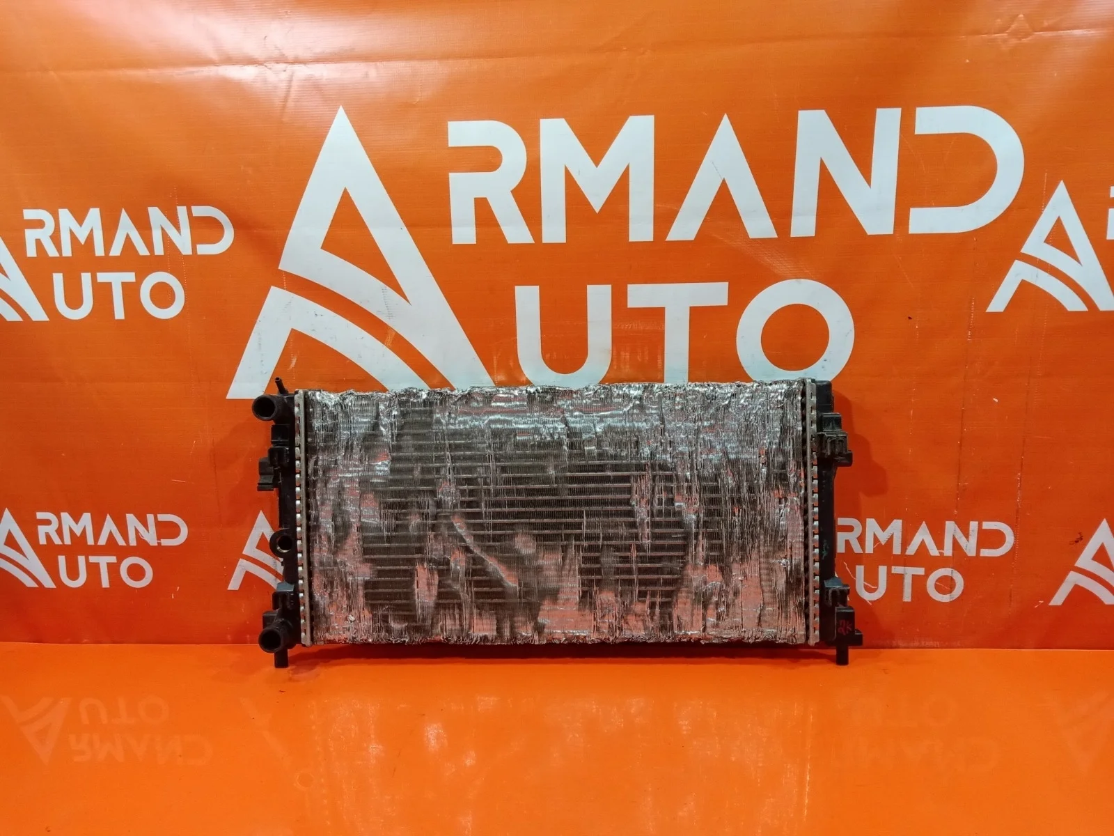 Радиатор двигателя (двс) Skoda Fabia 2007-2014 5J