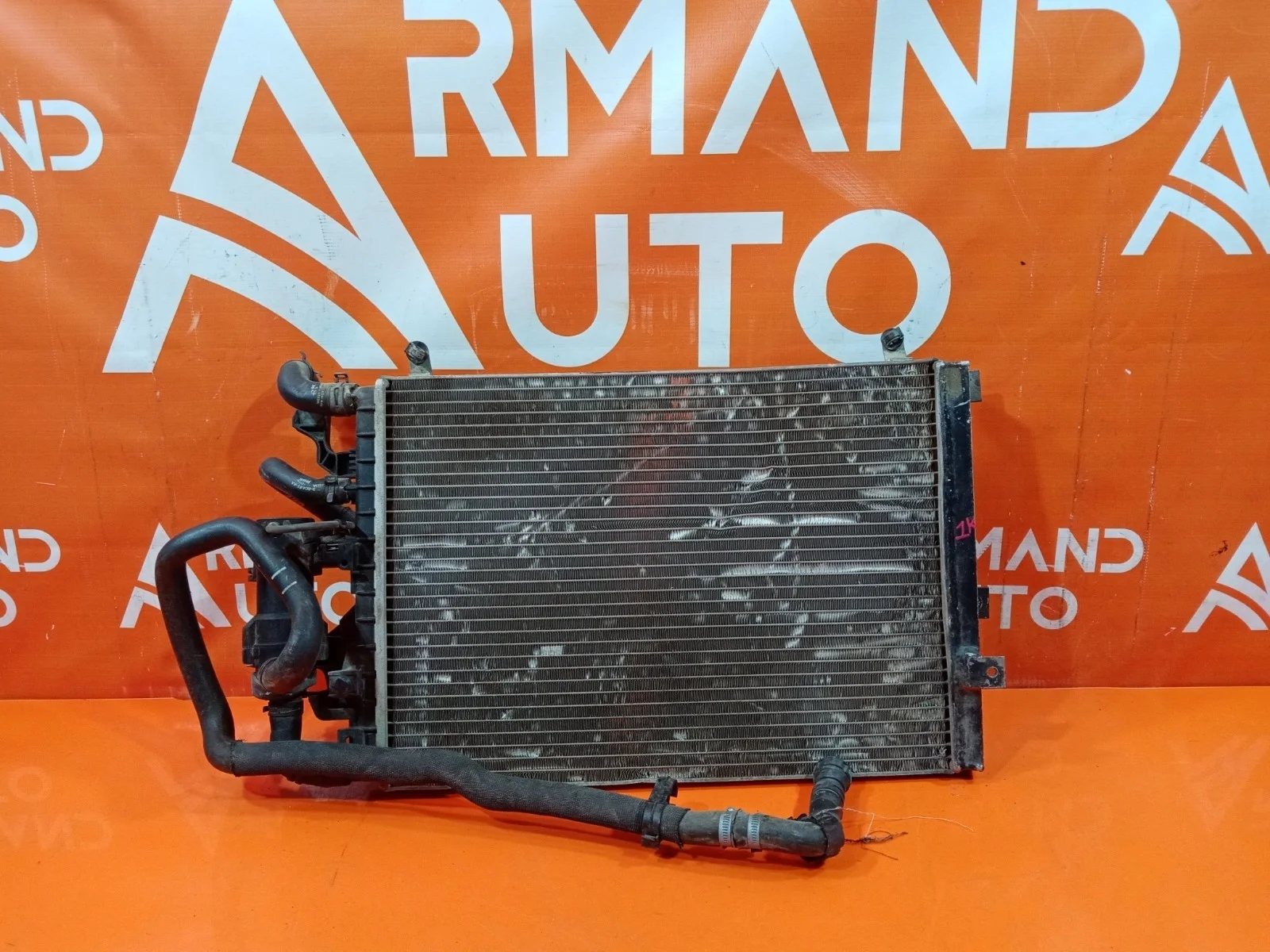 Радиатор двигателя (двс) Jaguar XJ 2009-2019 4 X351