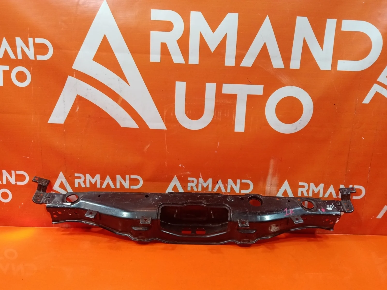 Панель передняя (суппорт радиатора) верхняя Hyundai i40 2011-2019 DF