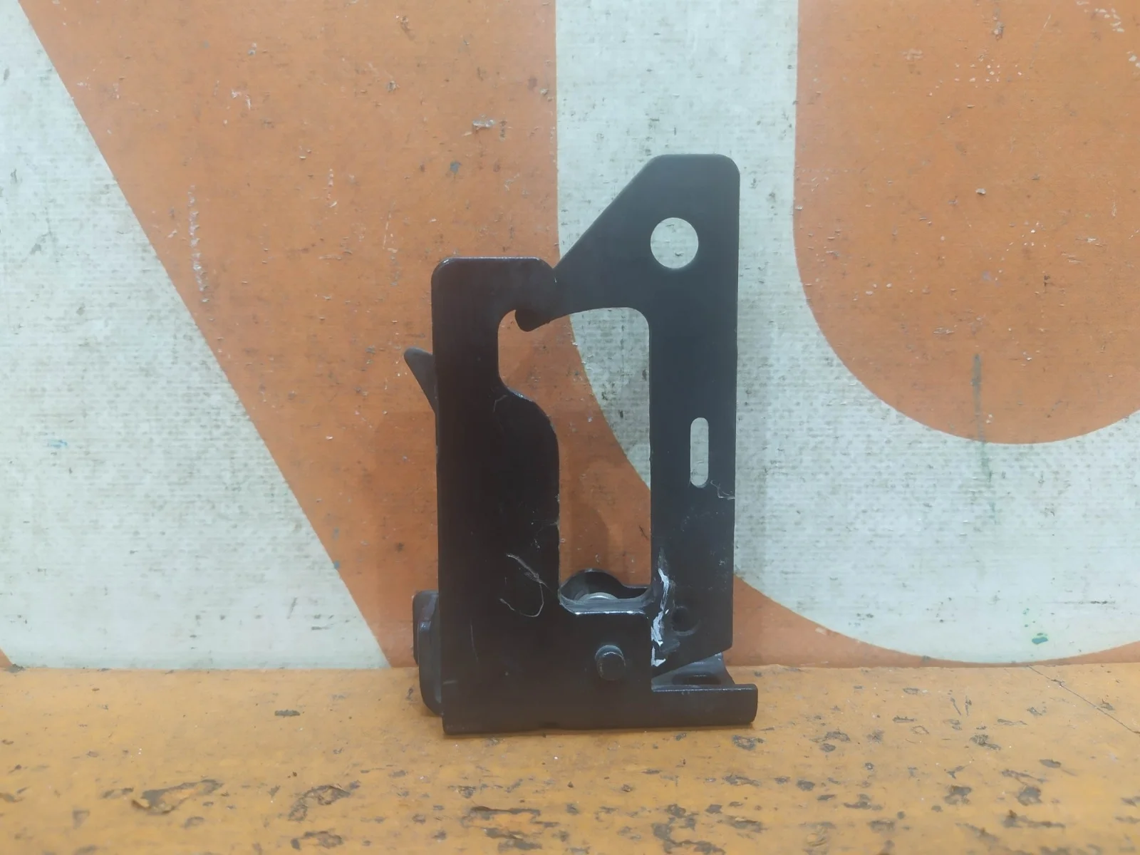 Рычаг замка капота Mercedes GLK-Class 2008-2015 X204