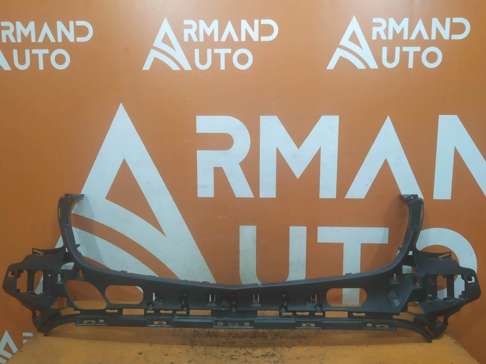 Кронштейн бампера Mercedes GLC-Class 2015-нв X253