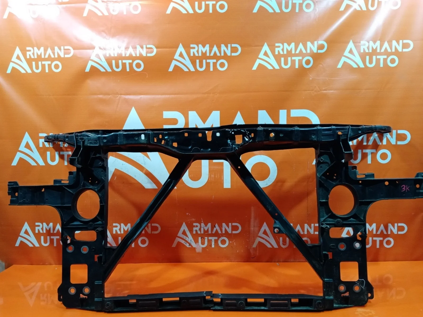 Панель передняя (суппорт радиатора) Audi Q7 2005-2015 4L