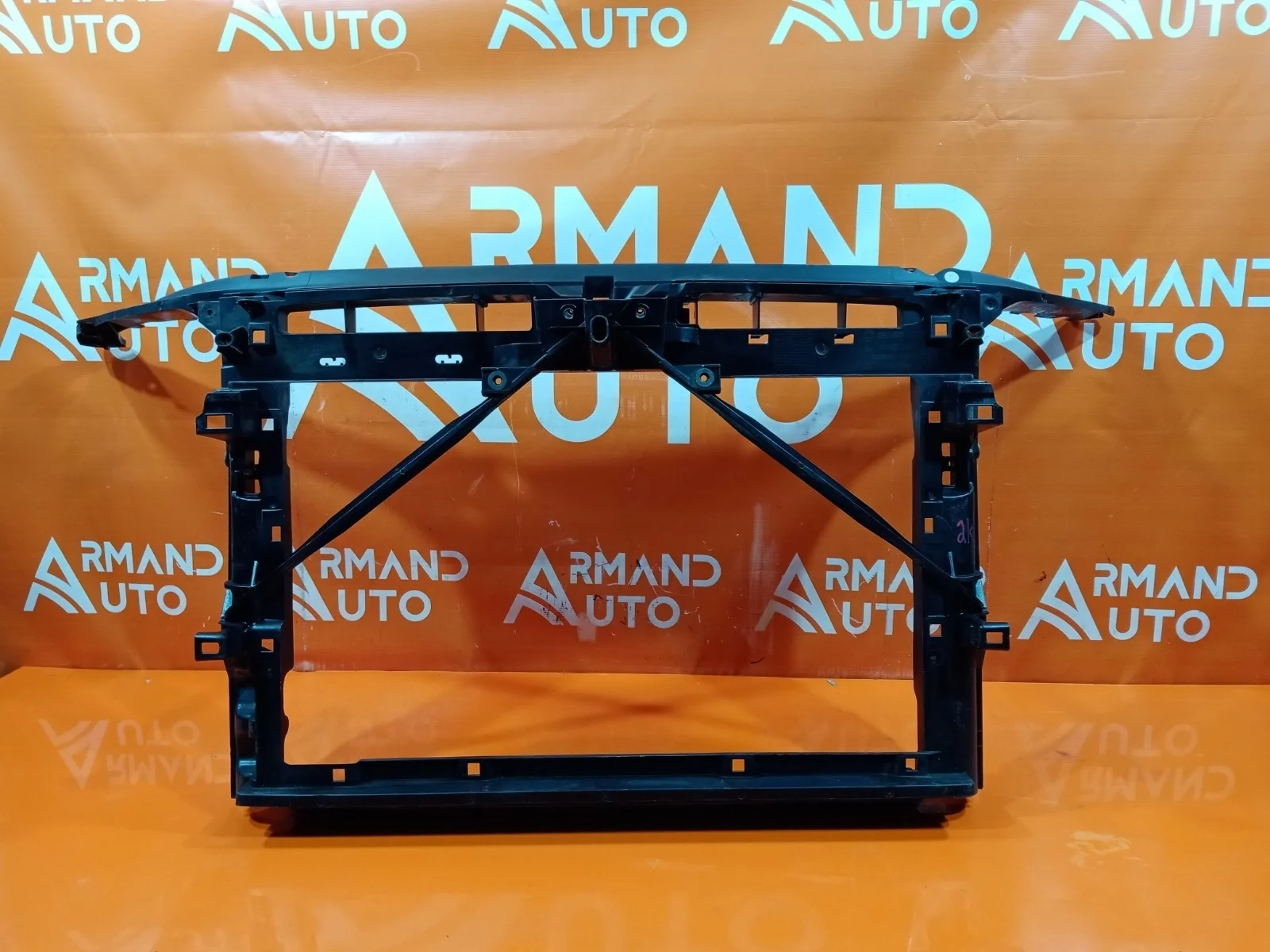 Панель передняя (суппорт радиатора) Skoda Octavia 2013-2020 A7 (5E)