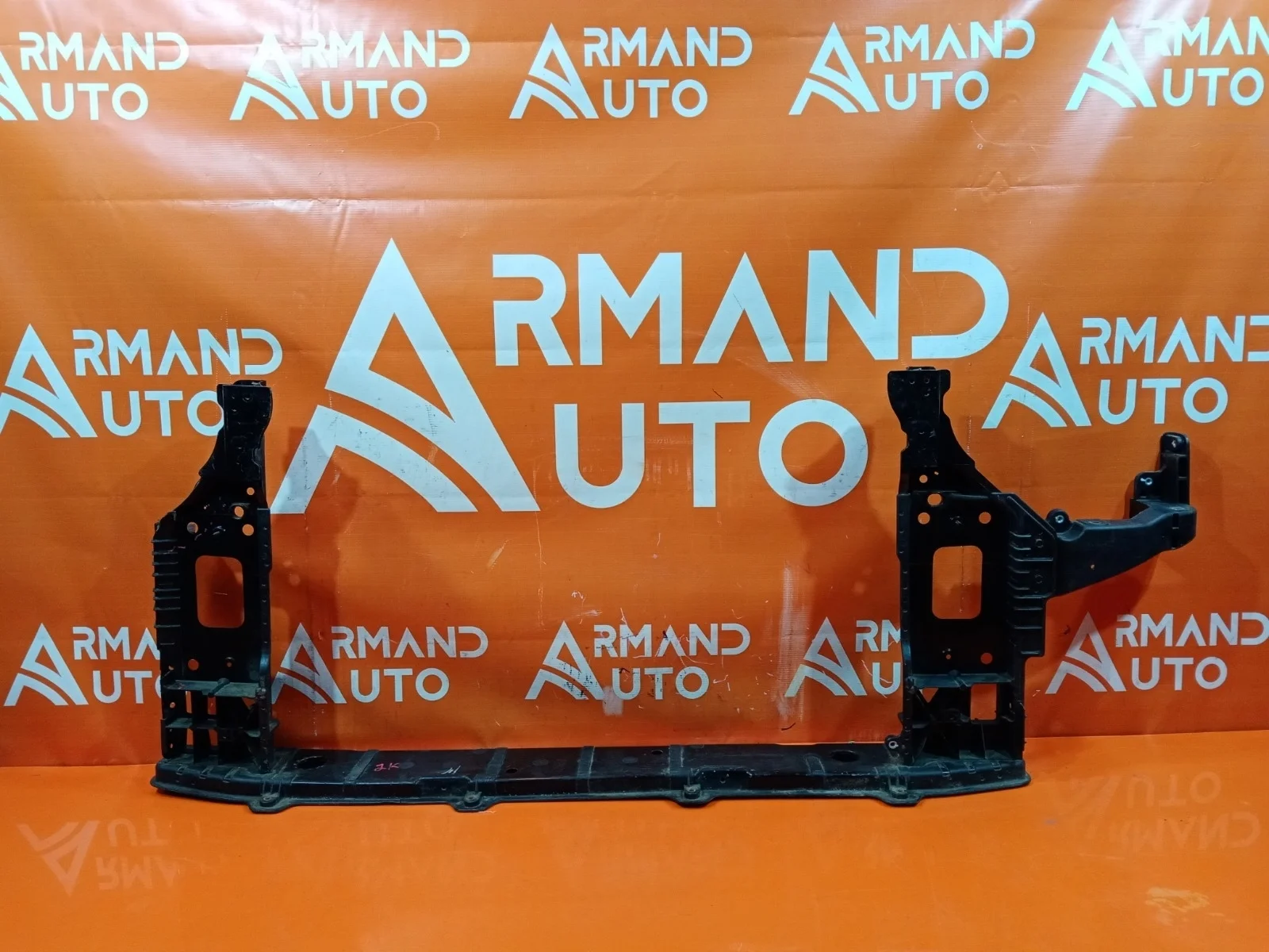 Панель передняя (суппорт радиатора) Hyundai I40 2011-2019 DF