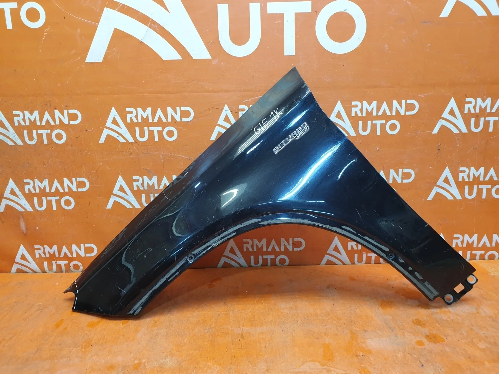 Крыло Mercedes GLE-Class Coupe 2015-2019 C292