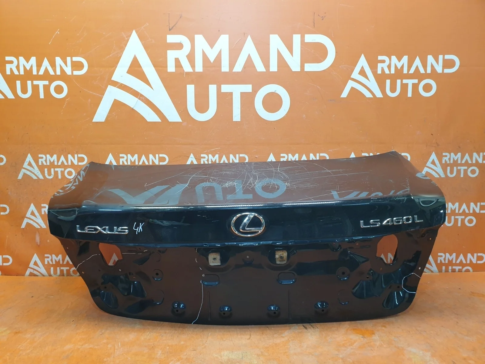 Крышка багажника Lexus LS 2012-2017 4
