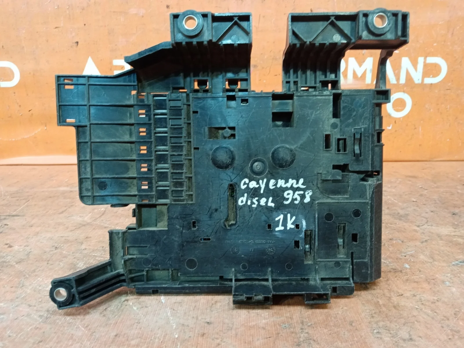 Блок предохранителей PORSCHE Cayenne 2010-2018 958