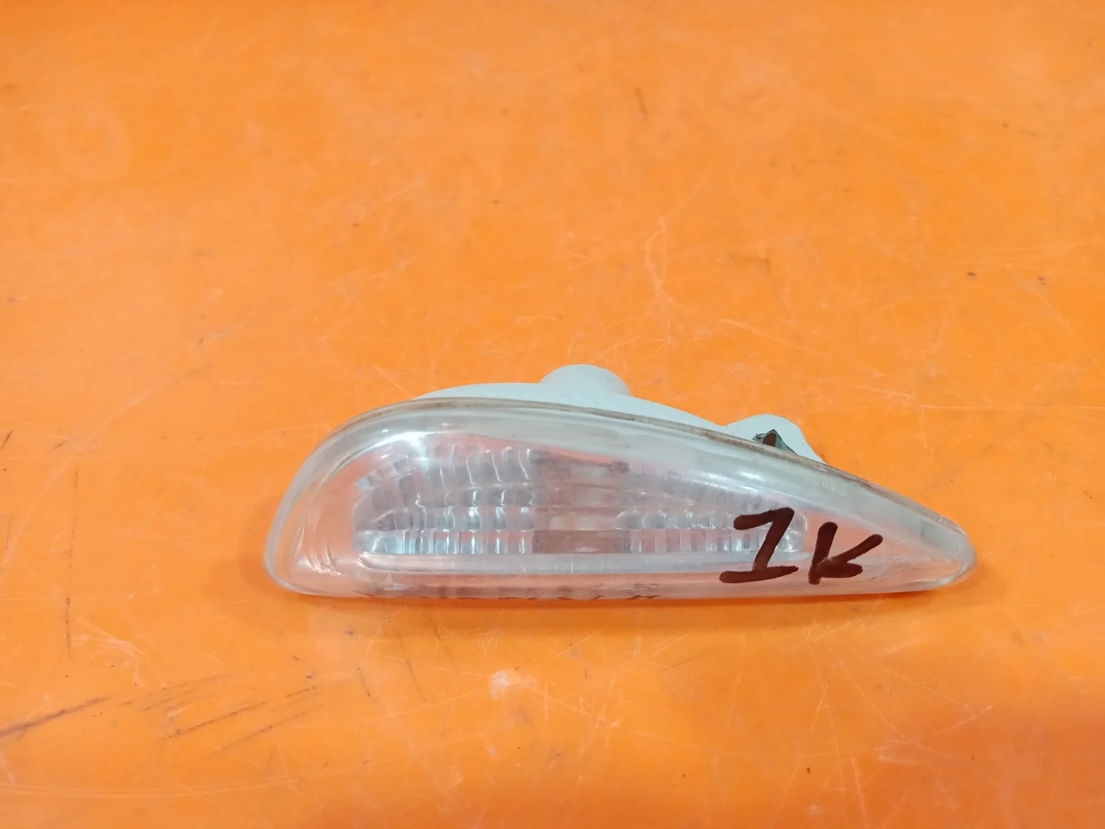 Повторитель поворота крыле Hyundai Solaris 2010-2017