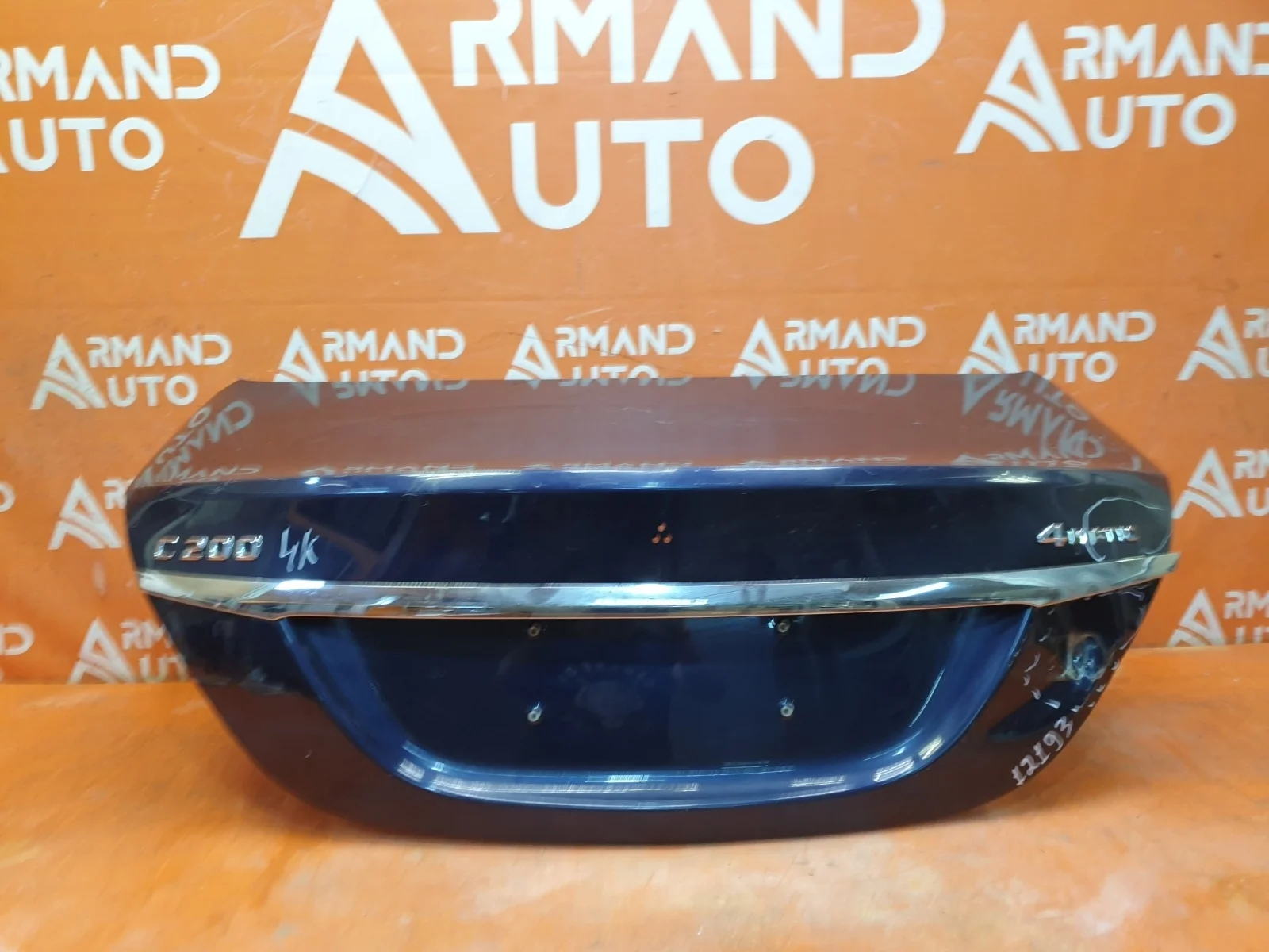 Крышка багажника Mercedes -Class 2014-2021 W205