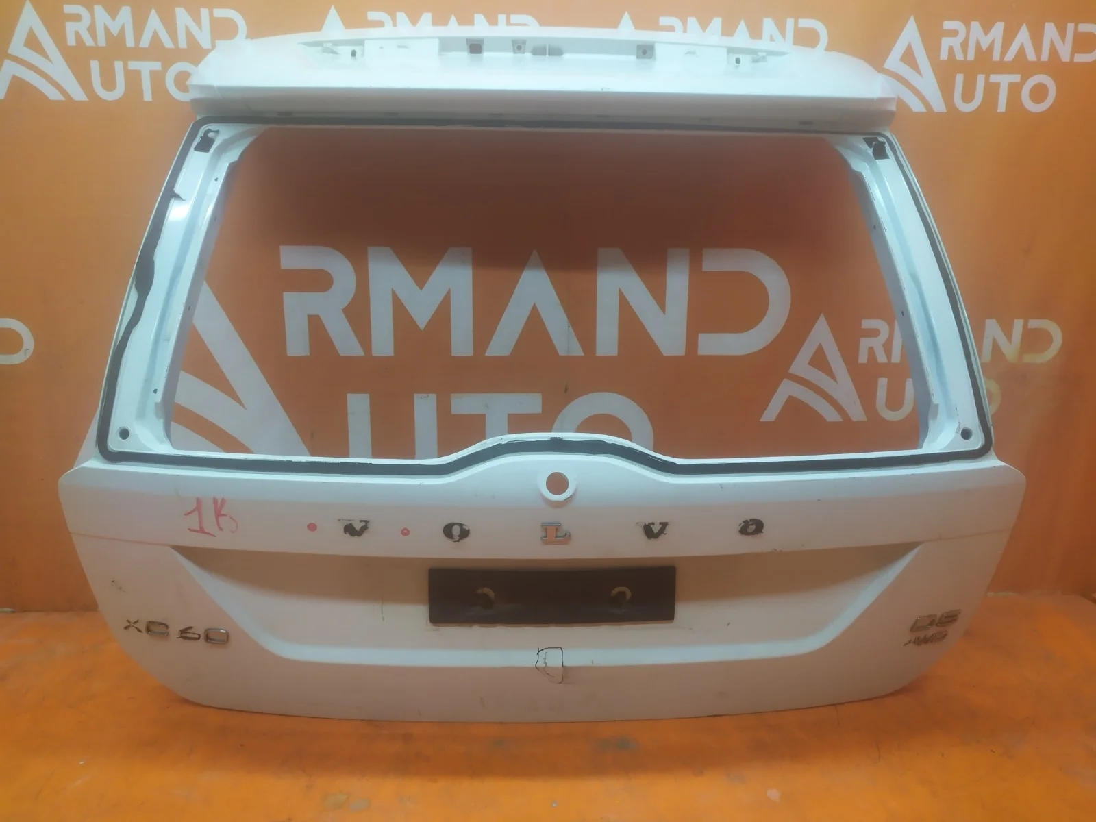 Дверь багажника Volvo XC60 2008-2013