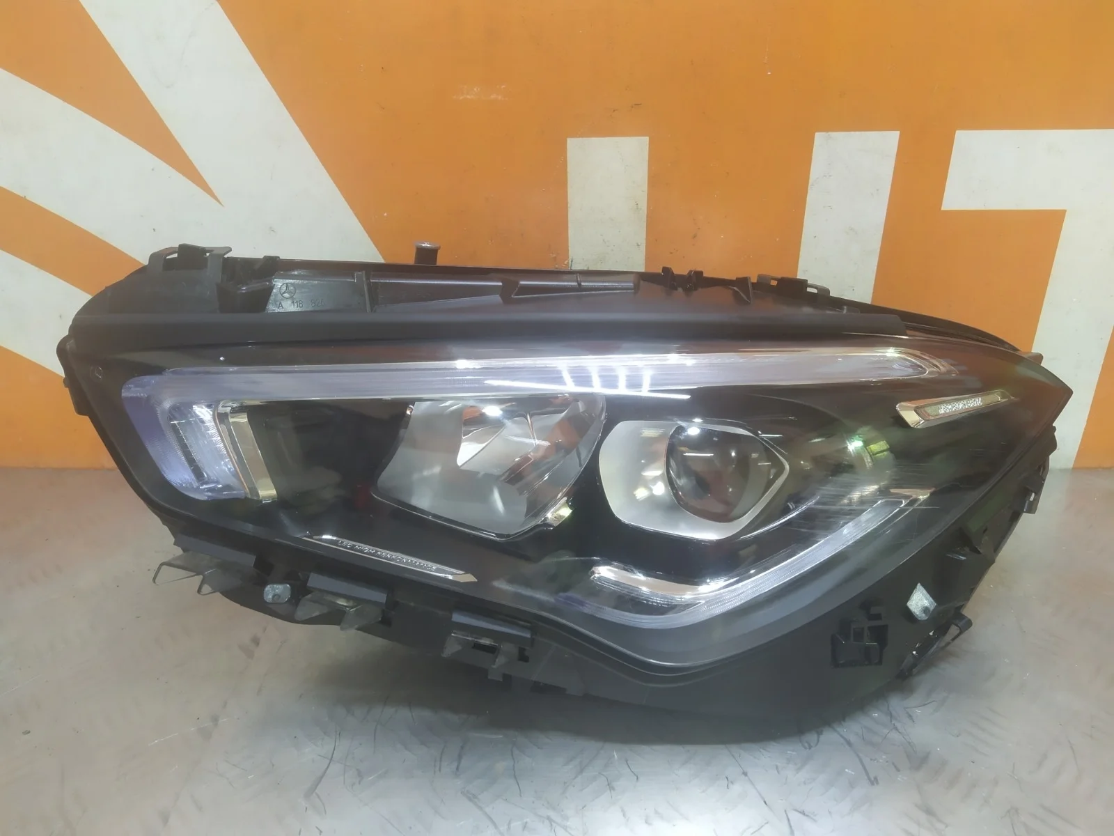 Фара Mercedes CLA-Class 2019-нв C118
