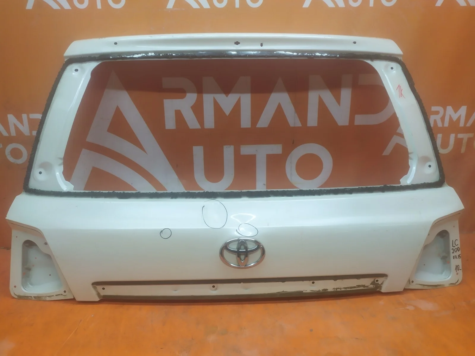 Дверь багажника Toyota Land Cruiser 2007-2015