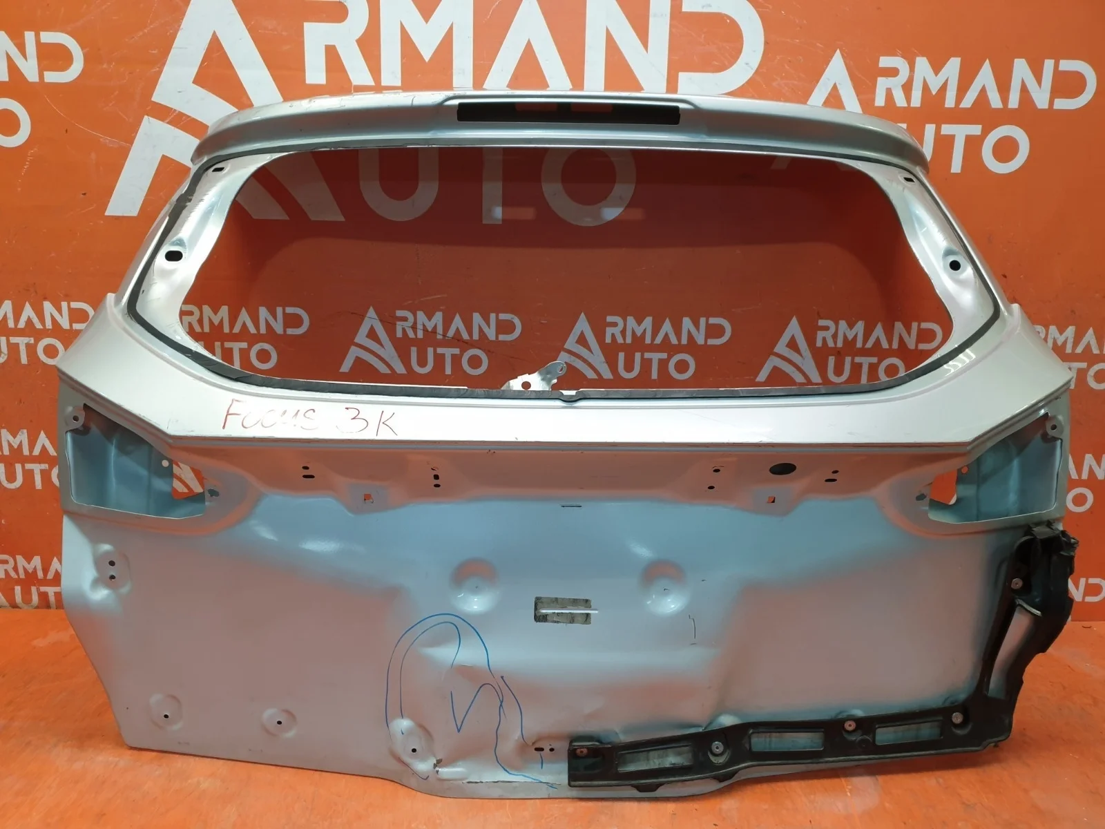 Дверь багажника Ford Focus 2011-2019 3