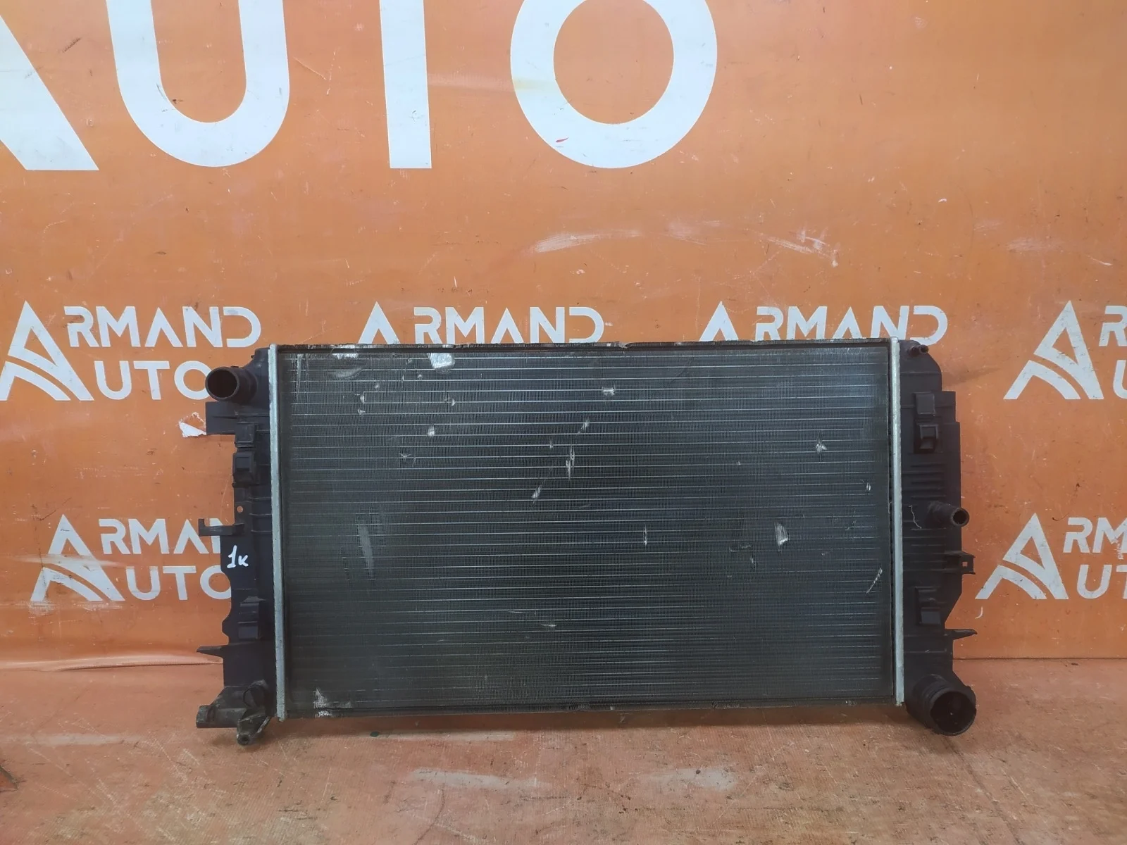 Радиатор двигателя (двс) Mercedes Sprinter 2006-2018 Br.906