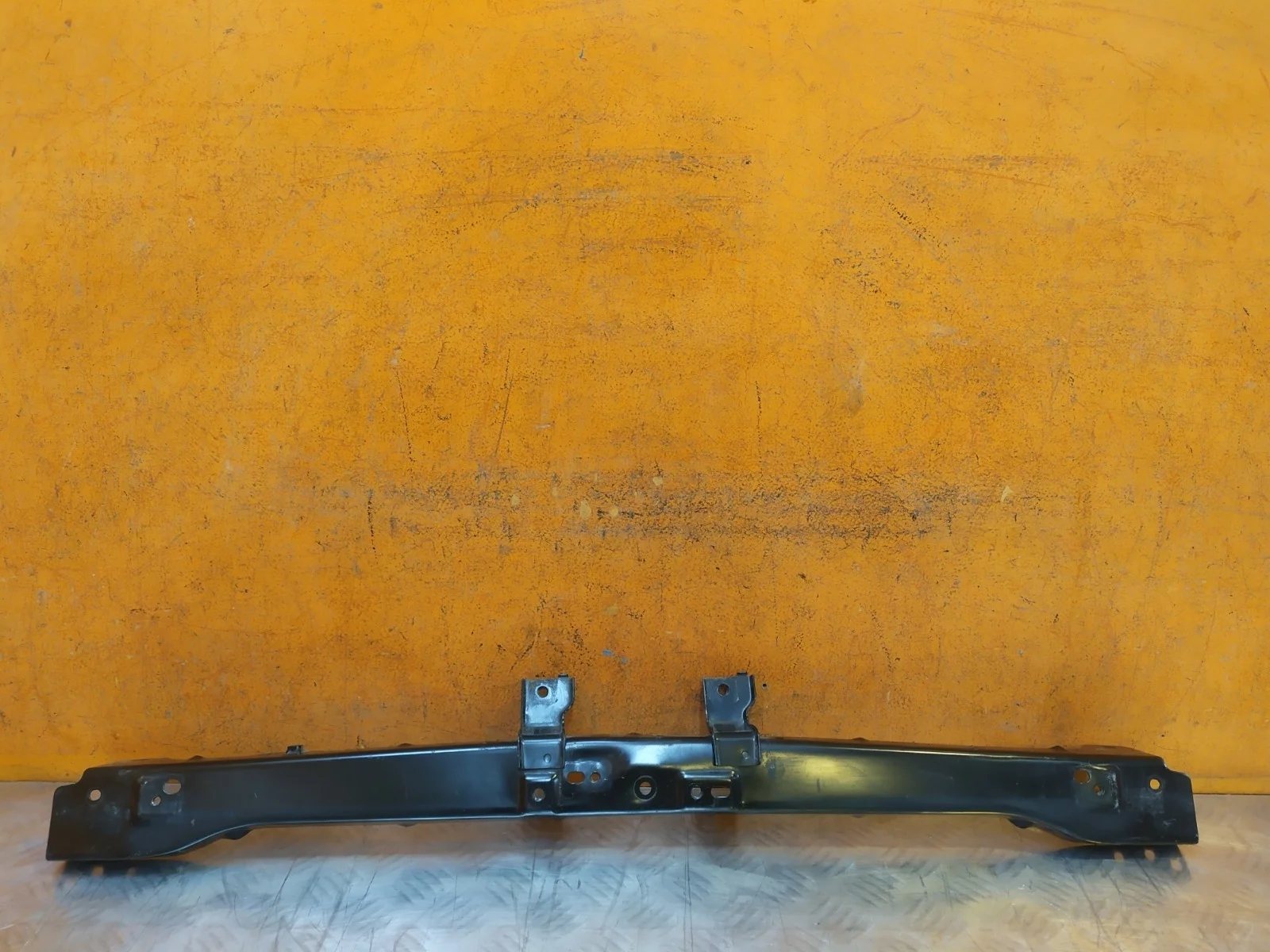 Усилитель бампера верхний Mitsubishi Pajero Sport 2015-2021 3