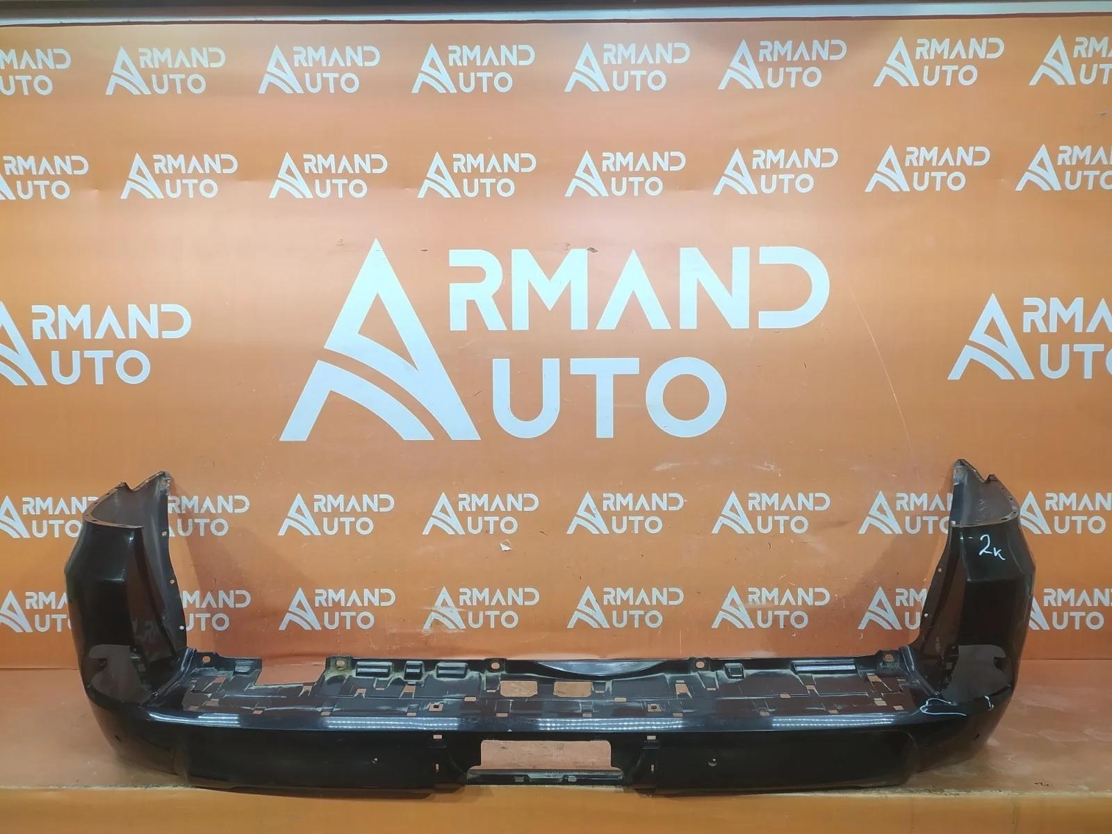 Бампер Lexus LX 2015-2023 URJ200