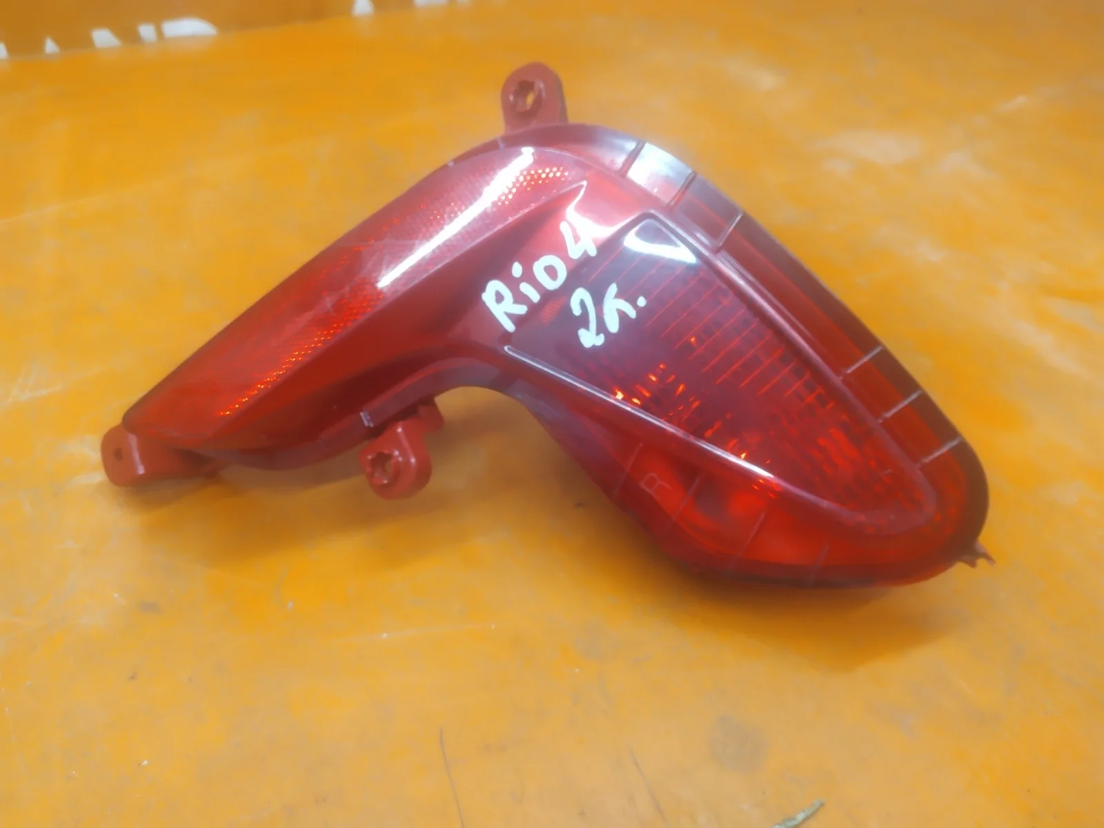 Фонарь противотуманный Kia Rio 2017-2020 4 FB