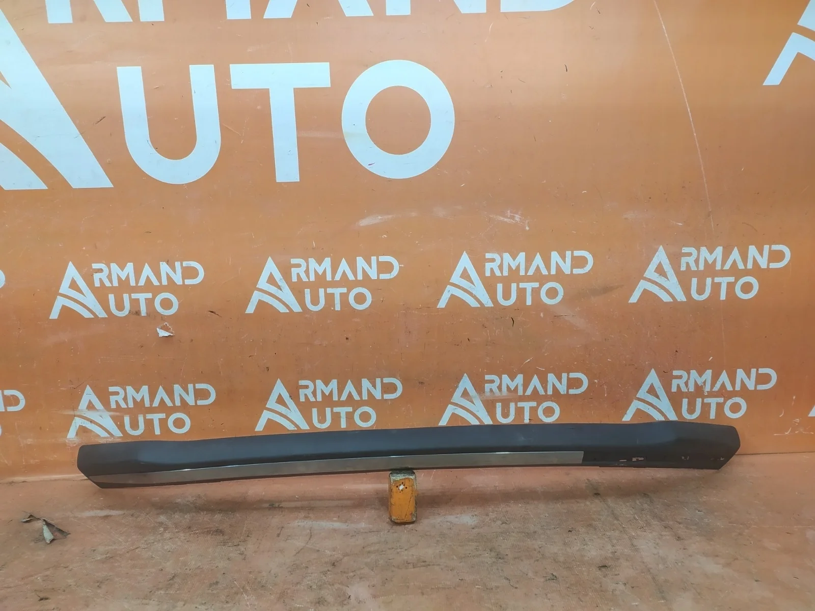 Накладка бампера Toyota RAV4 2012-2015 CA40