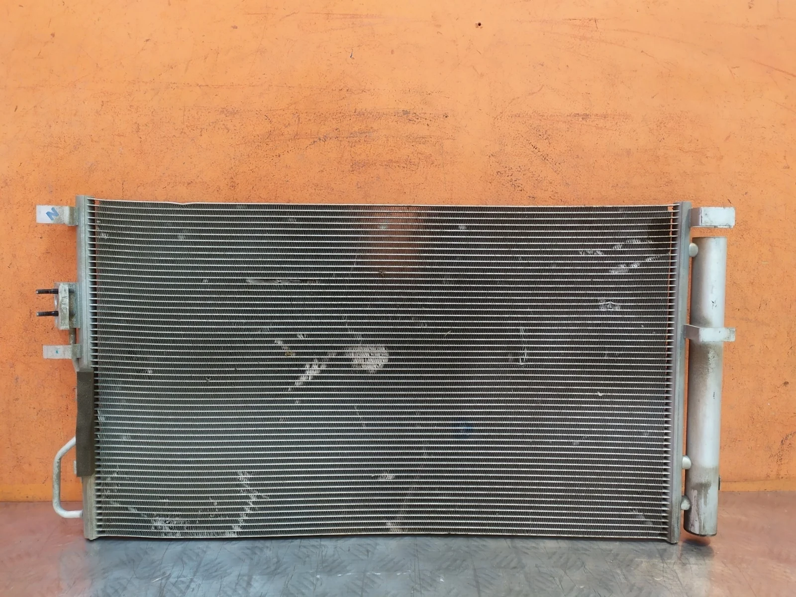 Радиатор кондиционера Hyundai Tucson 2015-2021 3