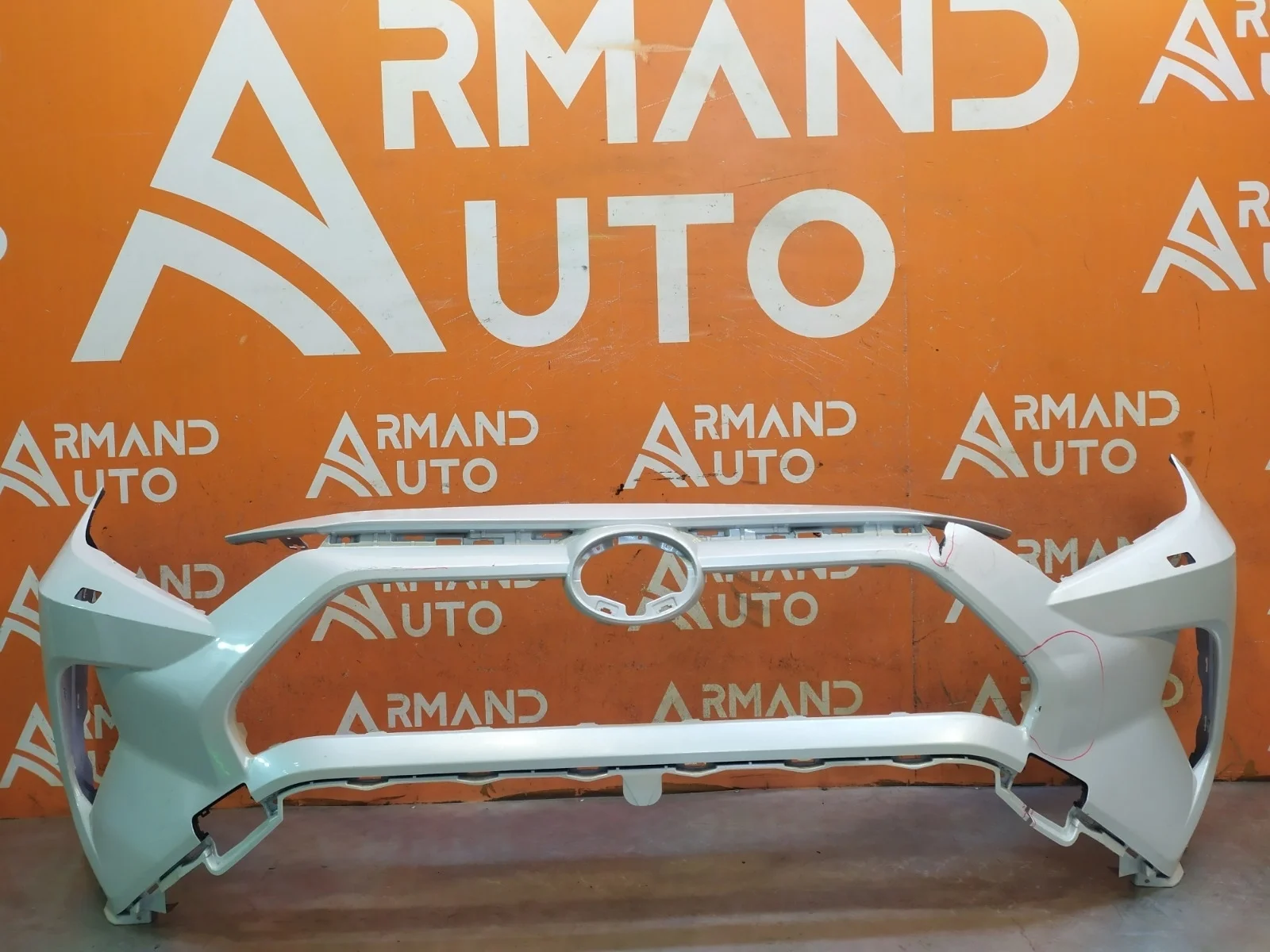 Бампер Toyota RAV4 2018-нв 5 XA50