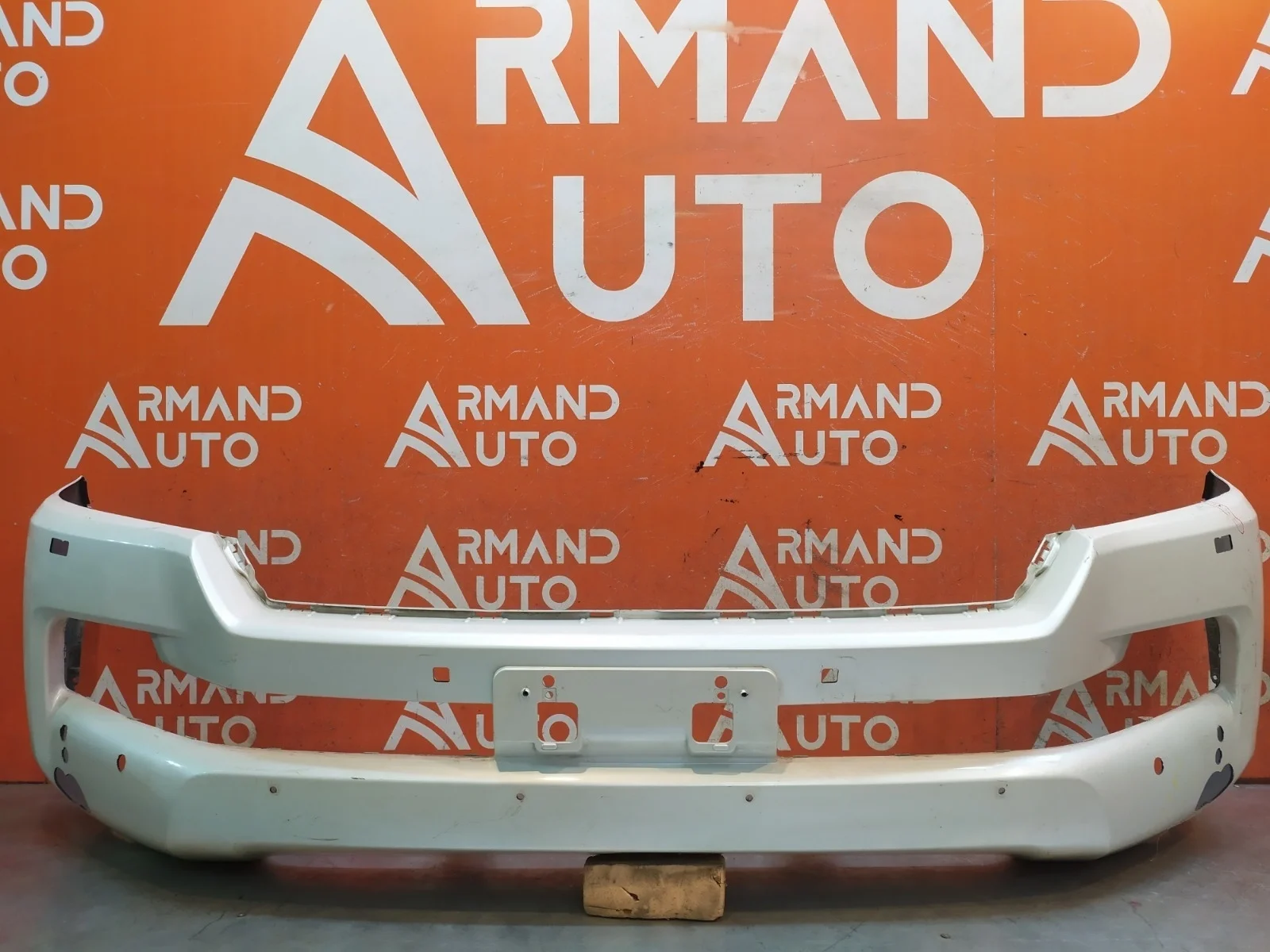 Бампер Toyota Land Cruiser 2015-2021 200