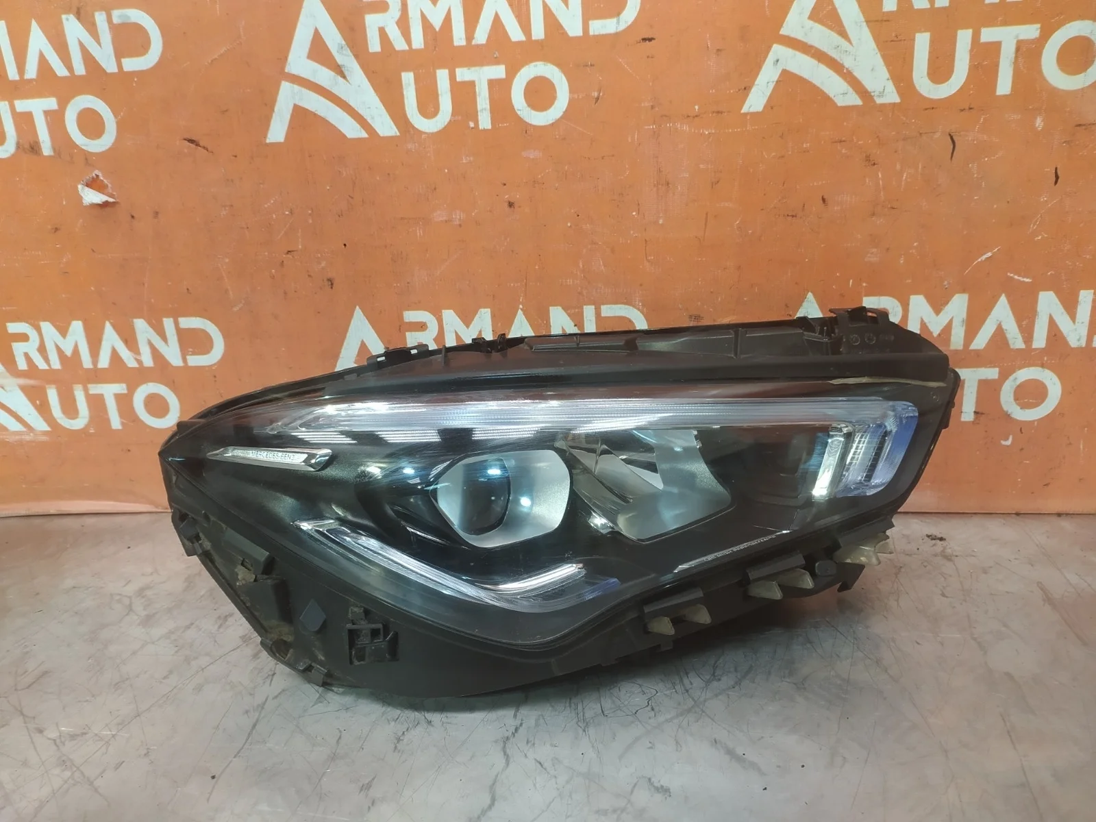 Фара Mercedes CLA-Class 2019-нв C118