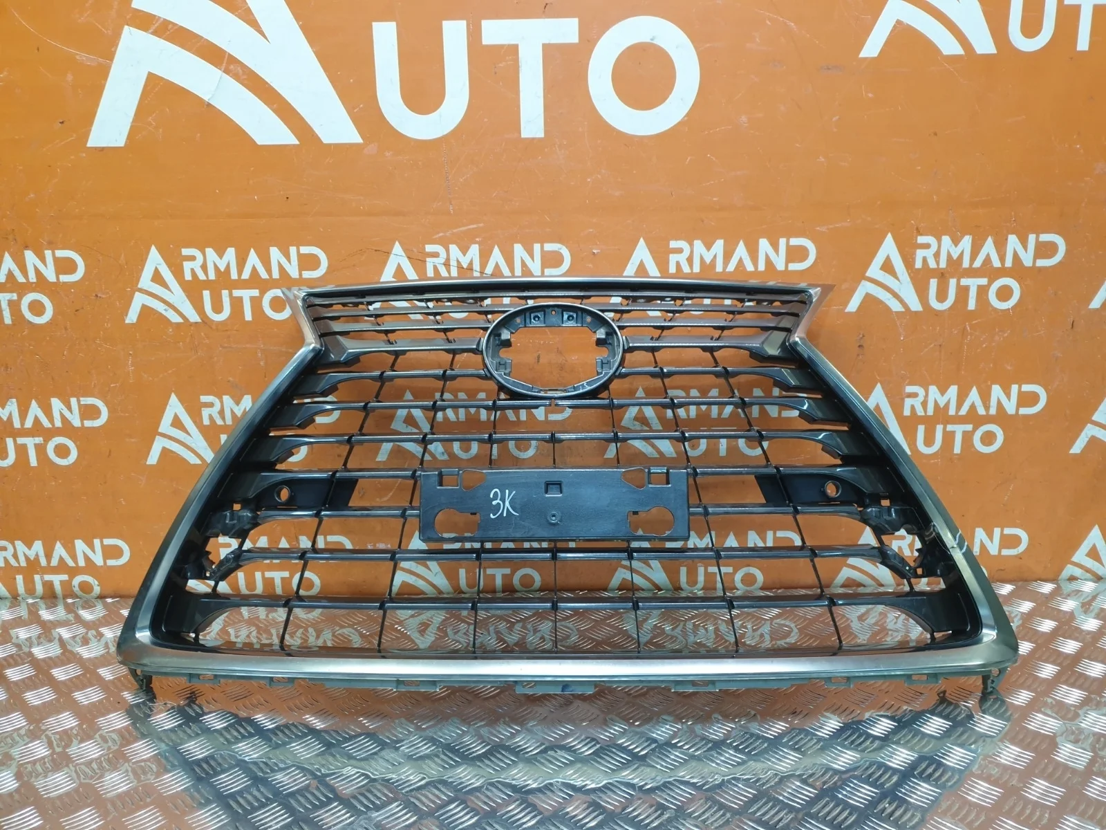 Решетка радиатора Lexus NX 2017-2021